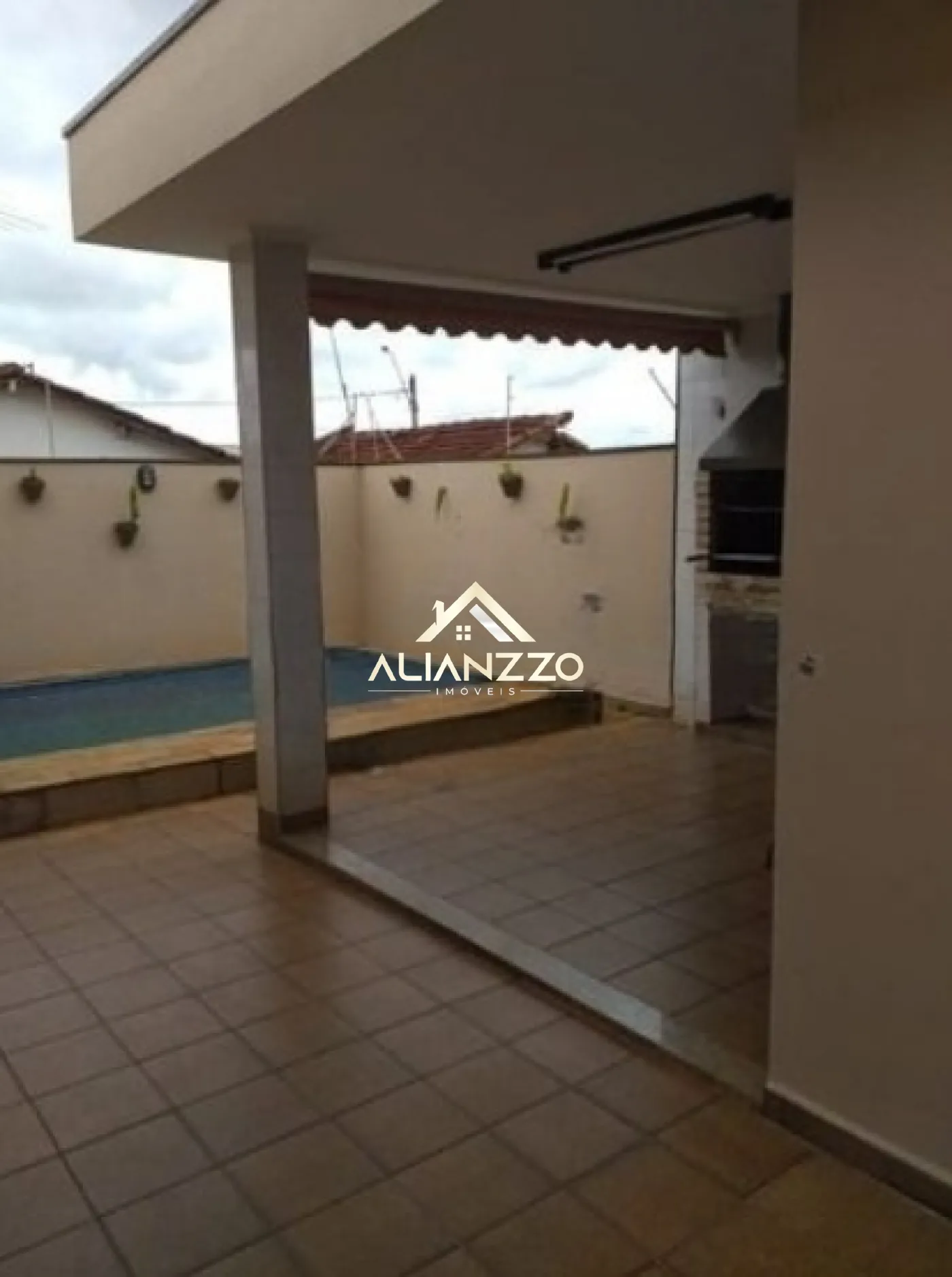 Comprar Casa / Padrão em Ribeirão Preto R$ 520.000,00 - Foto 1