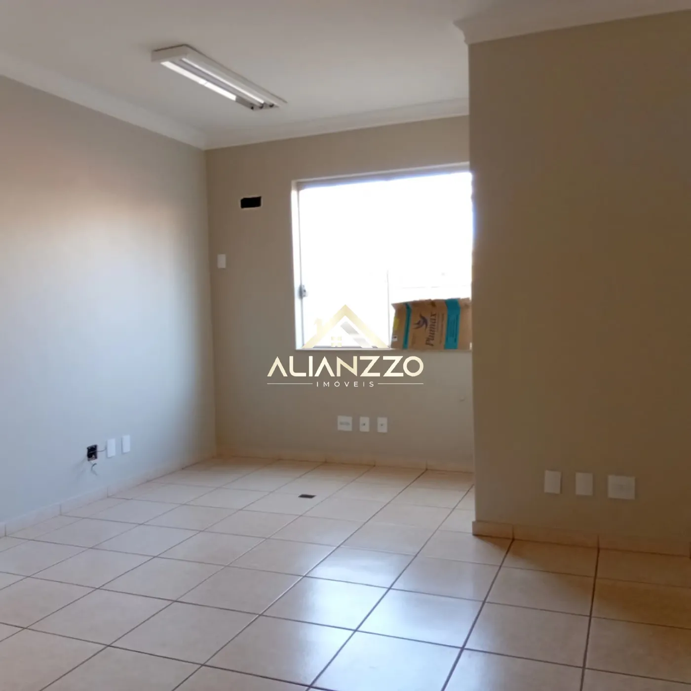 Alugar Comercial padrão / Ponto Comercial em Ribeirão Preto R$ 600,00 - Foto 1