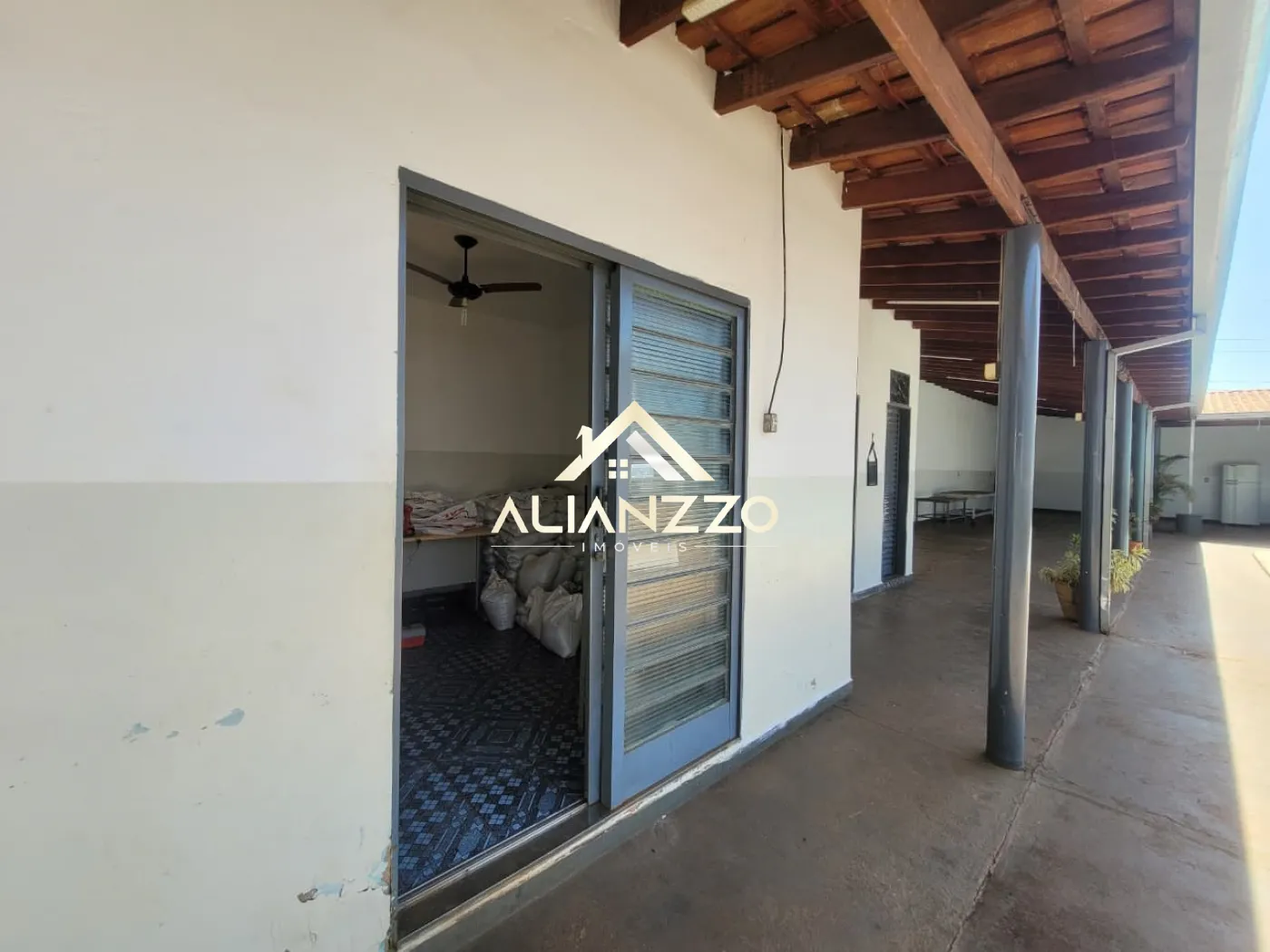 Comprar Casa / Padrão em Ribeirão Preto R$ 260.000,00 - Foto 1