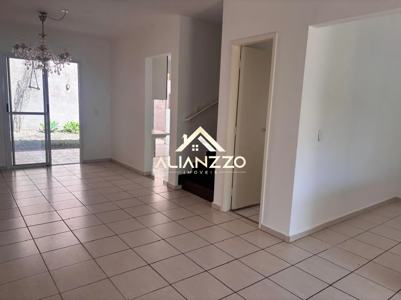 Alugar Casa Condomínio / Padrão em Ribeirão Preto R$ 4.000,00 - Foto 1