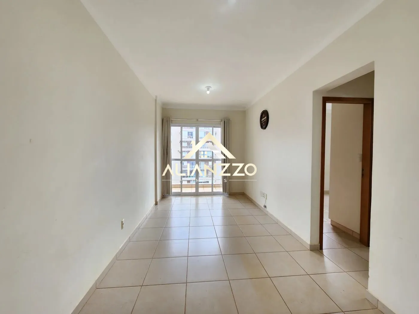 Alugar Apartamento / Padrão em Ribeirão Preto R$ 2.500,00 - Foto 3