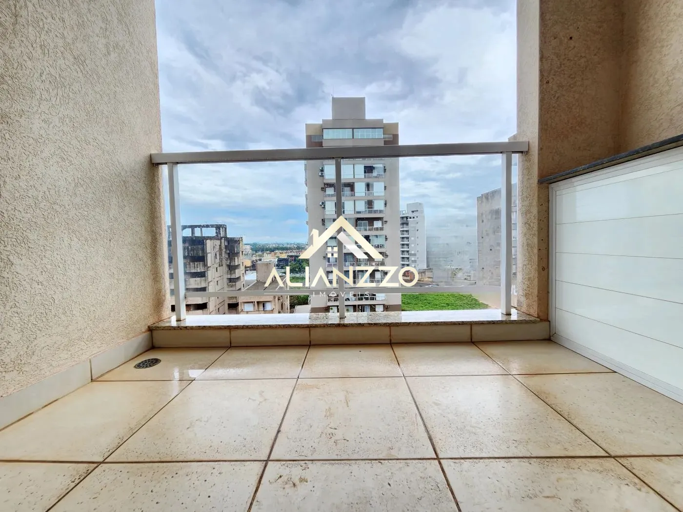 Alugar Apartamento / Padrão em Ribeirão Preto R$ 2.500,00 - Foto 1