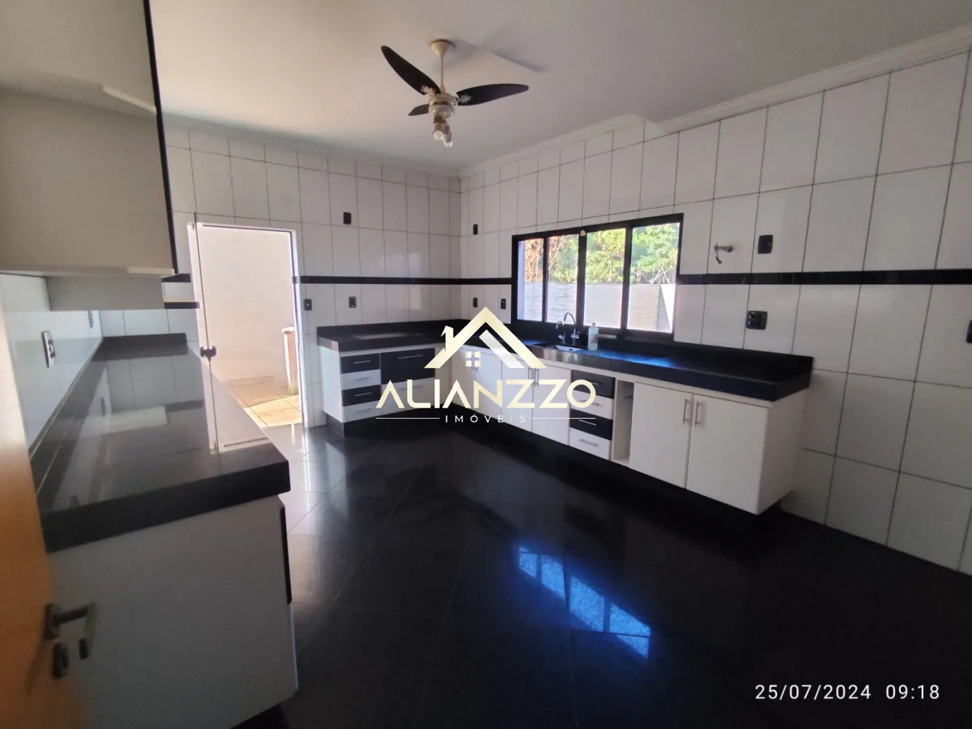 Comprar Casa / Padrão em Ribeirão Preto R$ 1.200.000,00 - Foto 5