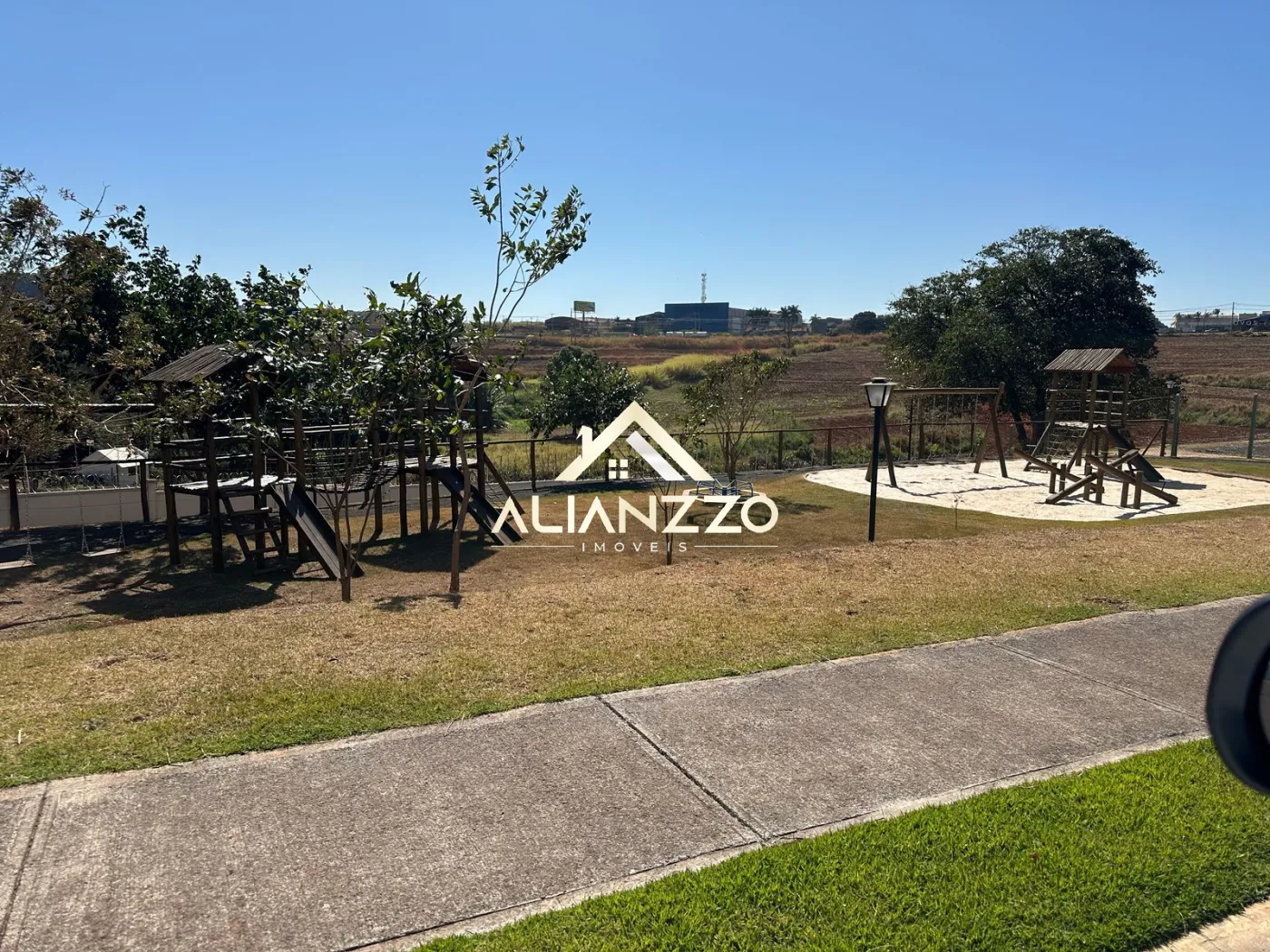 Comprar Terreno / Padrão em Cravinhos R$ 300.000,00 - Foto 16