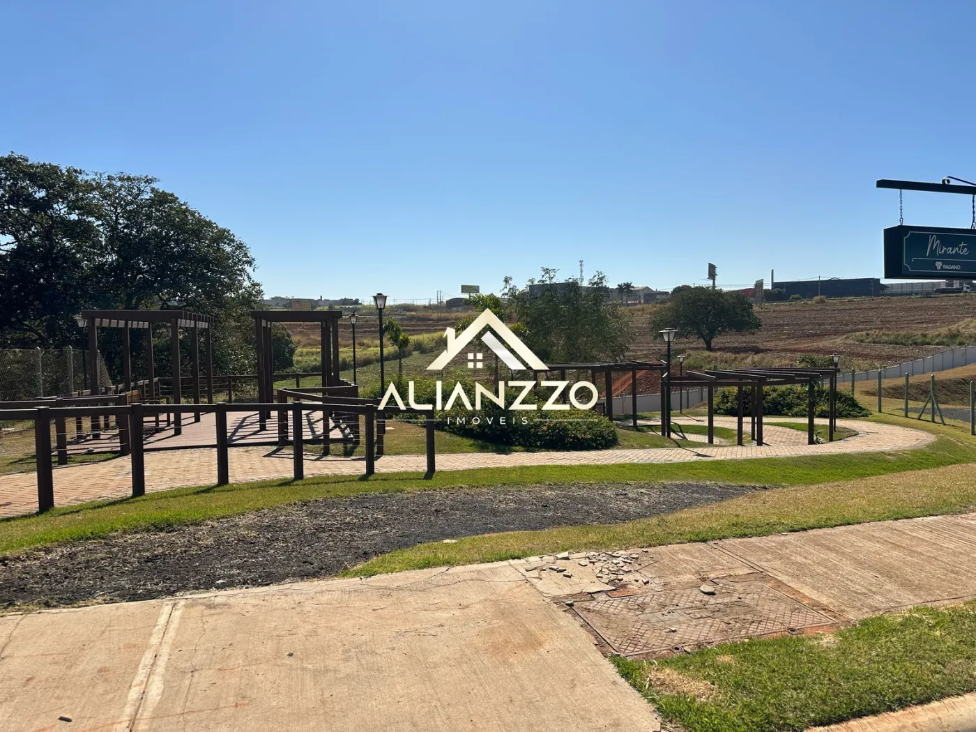 Comprar Terreno / Padrão em Cravinhos R$ 300.000,00 - Foto 17