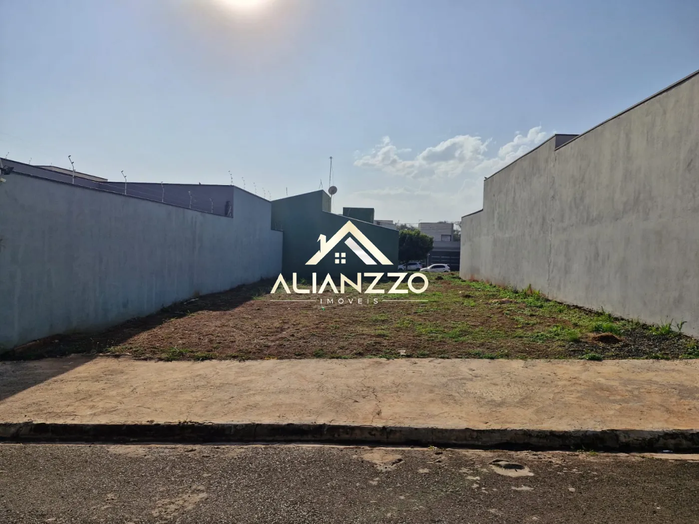 Comprar Terreno / Padrão em Sertãozinho R$ 250.000,00 - Foto 1