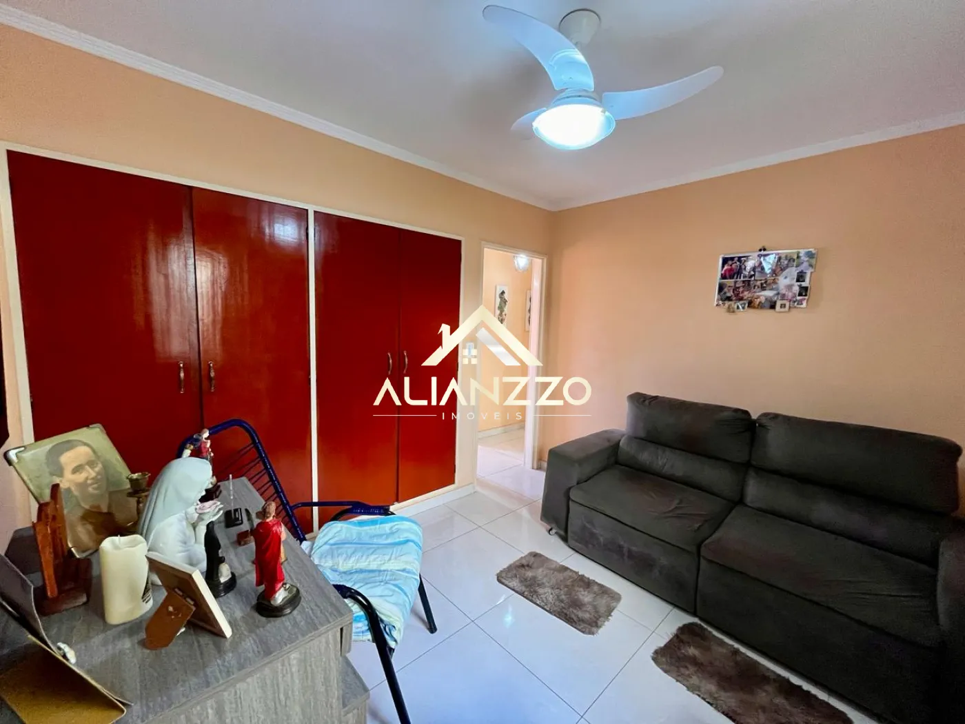 Comprar Casa / Padrão em Ribeirão Preto R$ 250.000,00 - Foto 2