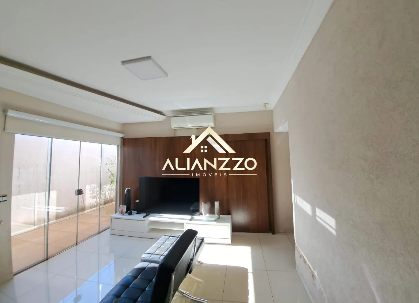 Comprar Casa / Padrão em Sertãozinho R$ 990.000,00 - Foto 5