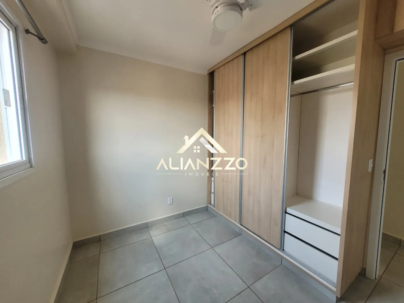 Alugar Apartamento / Padrão em Ribeirão Preto R$ 2.100,00 - Foto 11