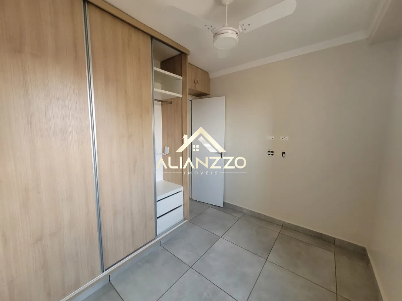 Alugar Apartamento / Padrão em Ribeirão Preto R$ 2.100,00 - Foto 12