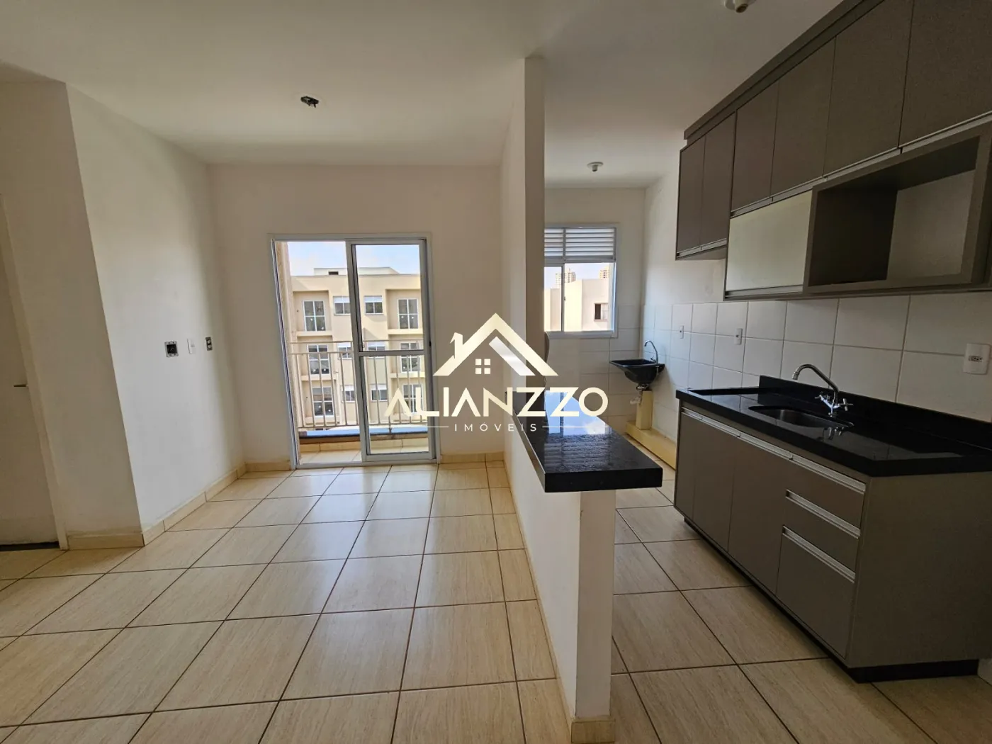 Comprar Apartamento / Padrão em Bonfim Paulista R$ 180.000,00 - Foto 2