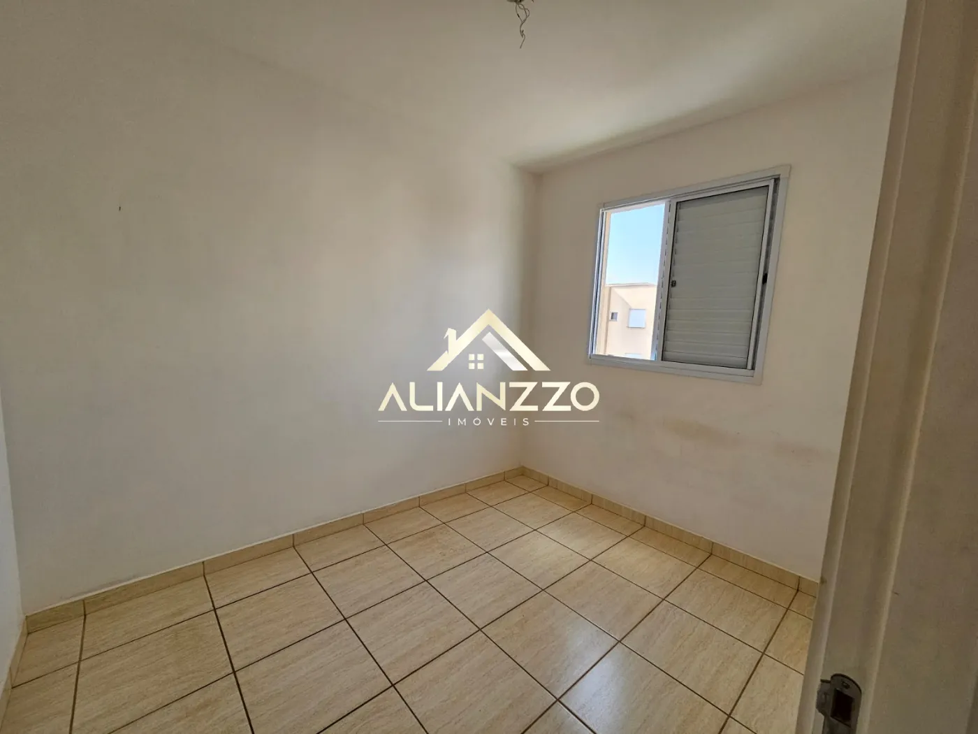 Comprar Apartamento / Padrão em Bonfim Paulista R$ 180.000,00 - Foto 5