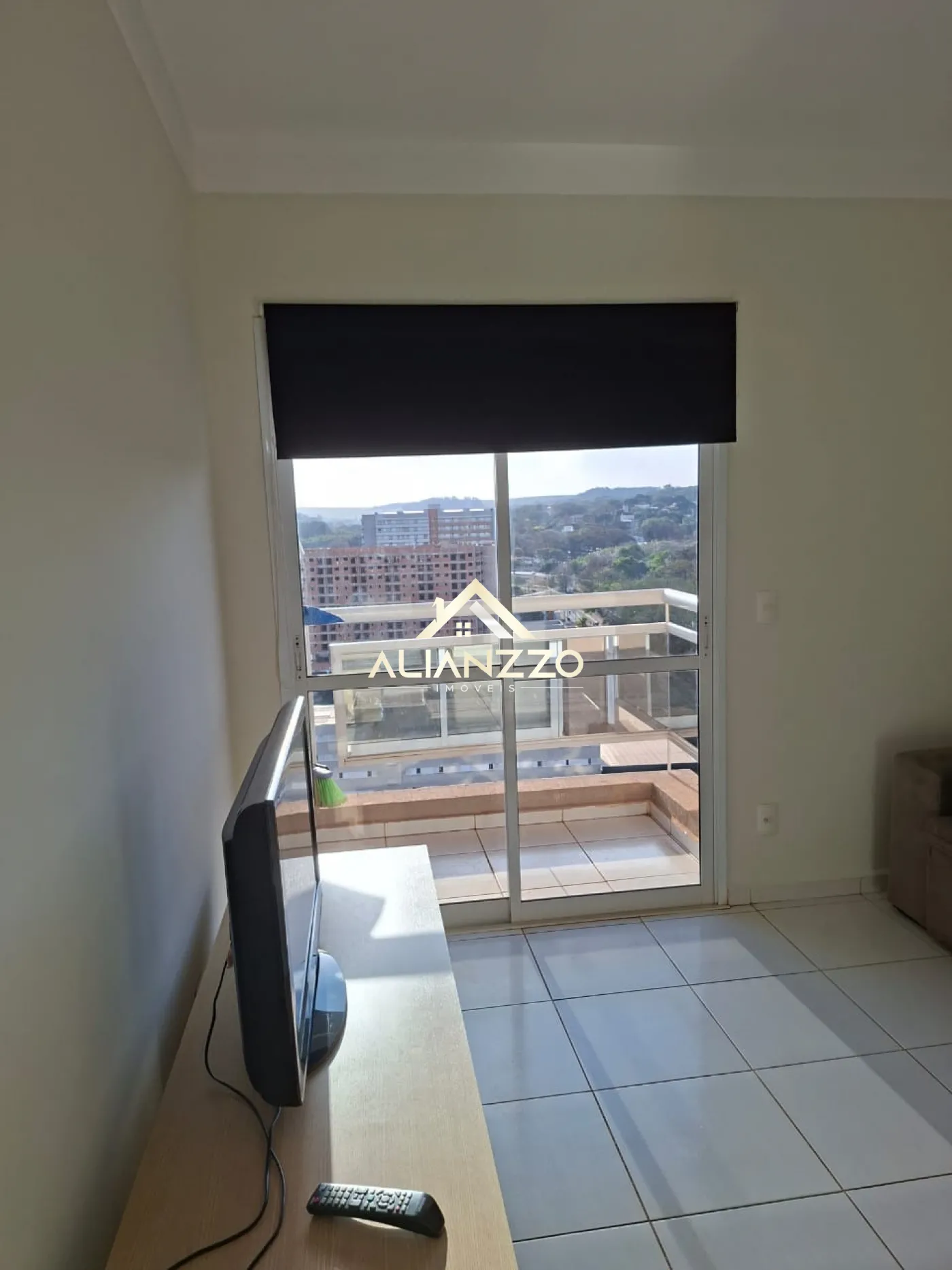 Alugar Apartamento / Padrão em Ribeirão Preto R$ 2.000,00 - Foto 3