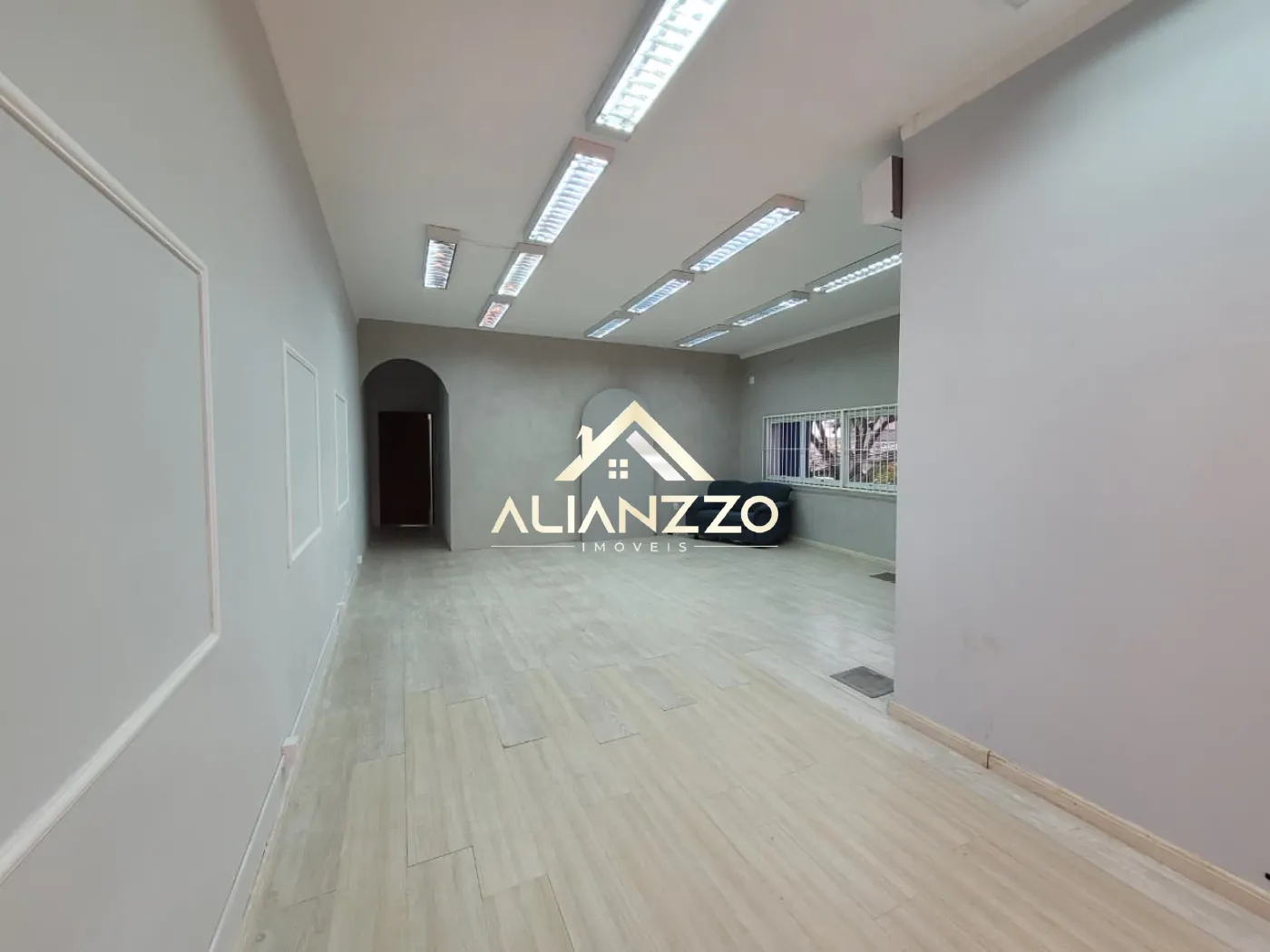 Alugar Comercial padrão / Salão Comercial em Ribeirão Preto R$ 1.200,00 - Foto 4