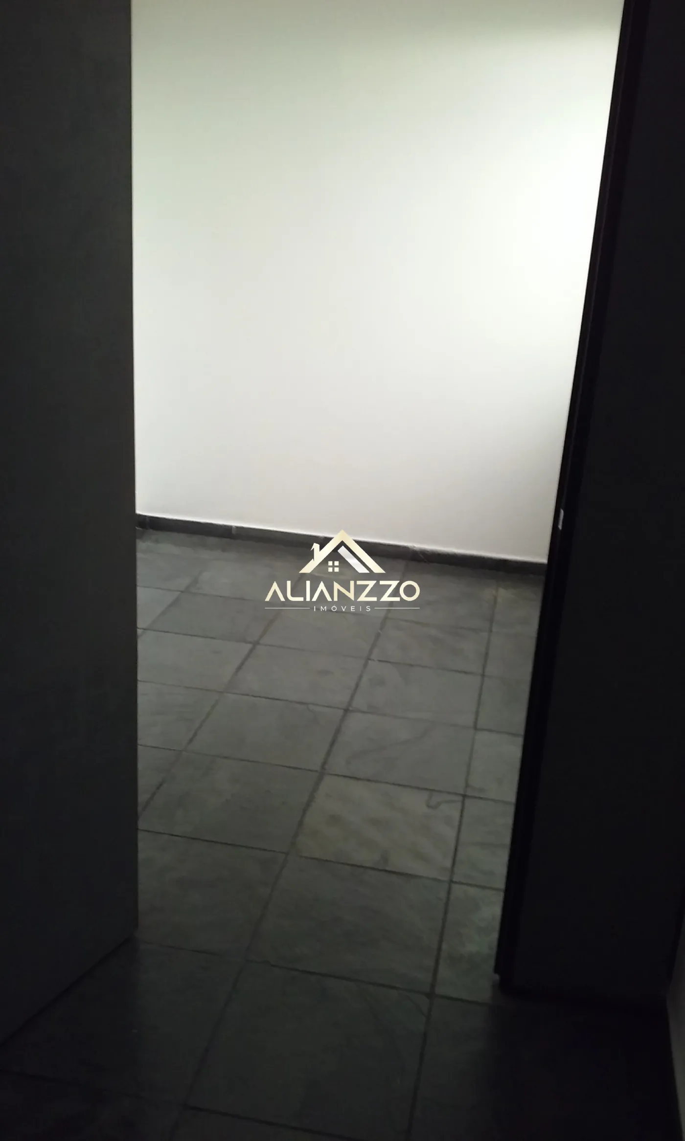 Alugar Comercial padrão / Salão Comercial em Ribeirão Preto R$ 800,00 - Foto 1