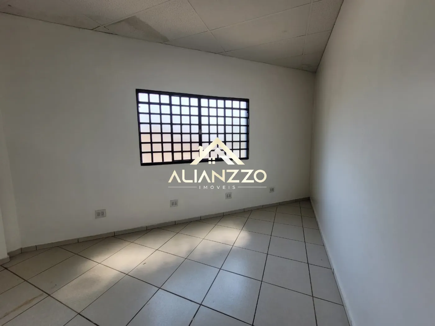 Alugar Comercial padrão / Salão Comercial em Ribeirão Preto R$ 5.000,00 - Foto 1