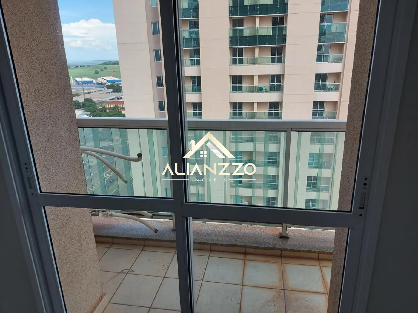 Comprar Comercial padrão / Salão Comercial em Ribeirão Preto R$ 295.000,00 - Foto 4