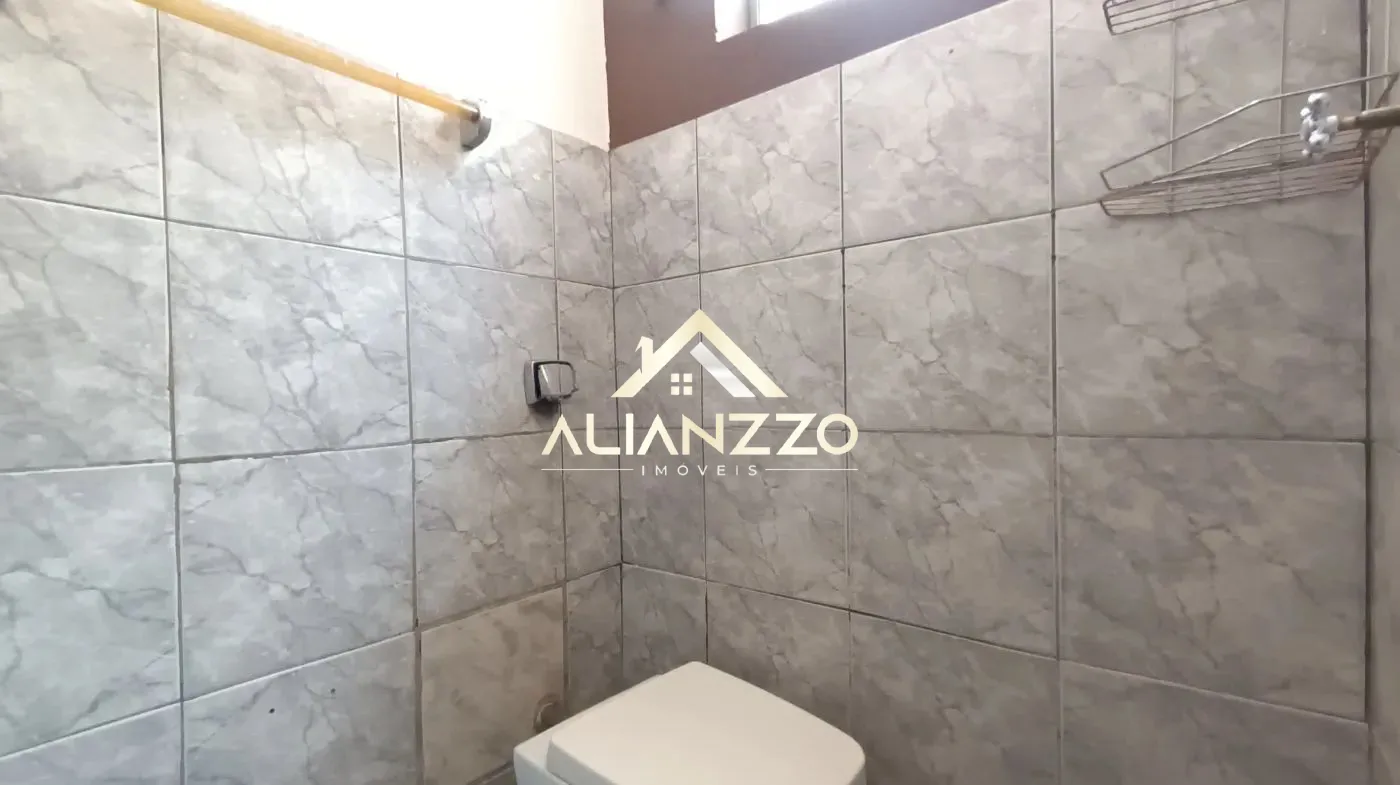 Alugar Casa / Padrão em Ribeirão Preto R$ 800,00 - Foto 8