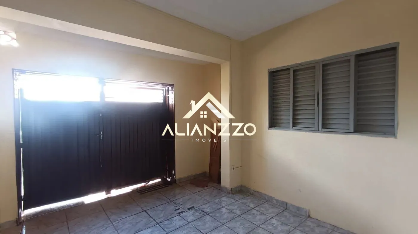 Alugar Casa / Padrão em Ribeirão Preto R$ 800,00 - Foto 1