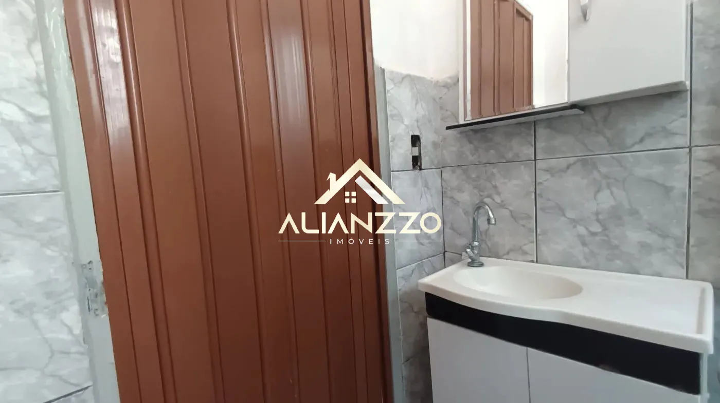 Alugar Casa / Padrão em Ribeirão Preto R$ 800,00 - Foto 5