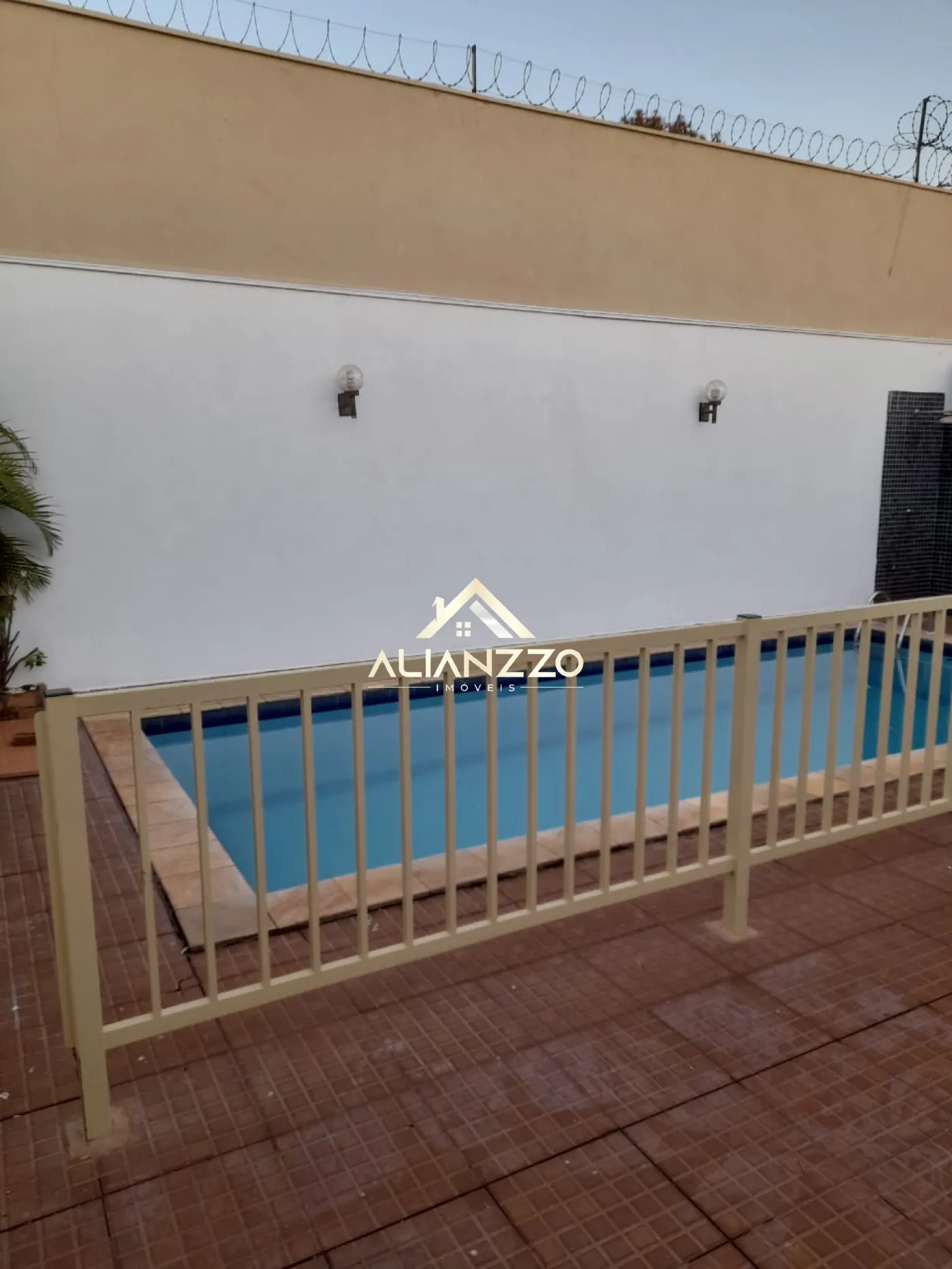 Comprar Casa / Padrão em Ribeirão Preto R$ 370.000,00 - Foto 2