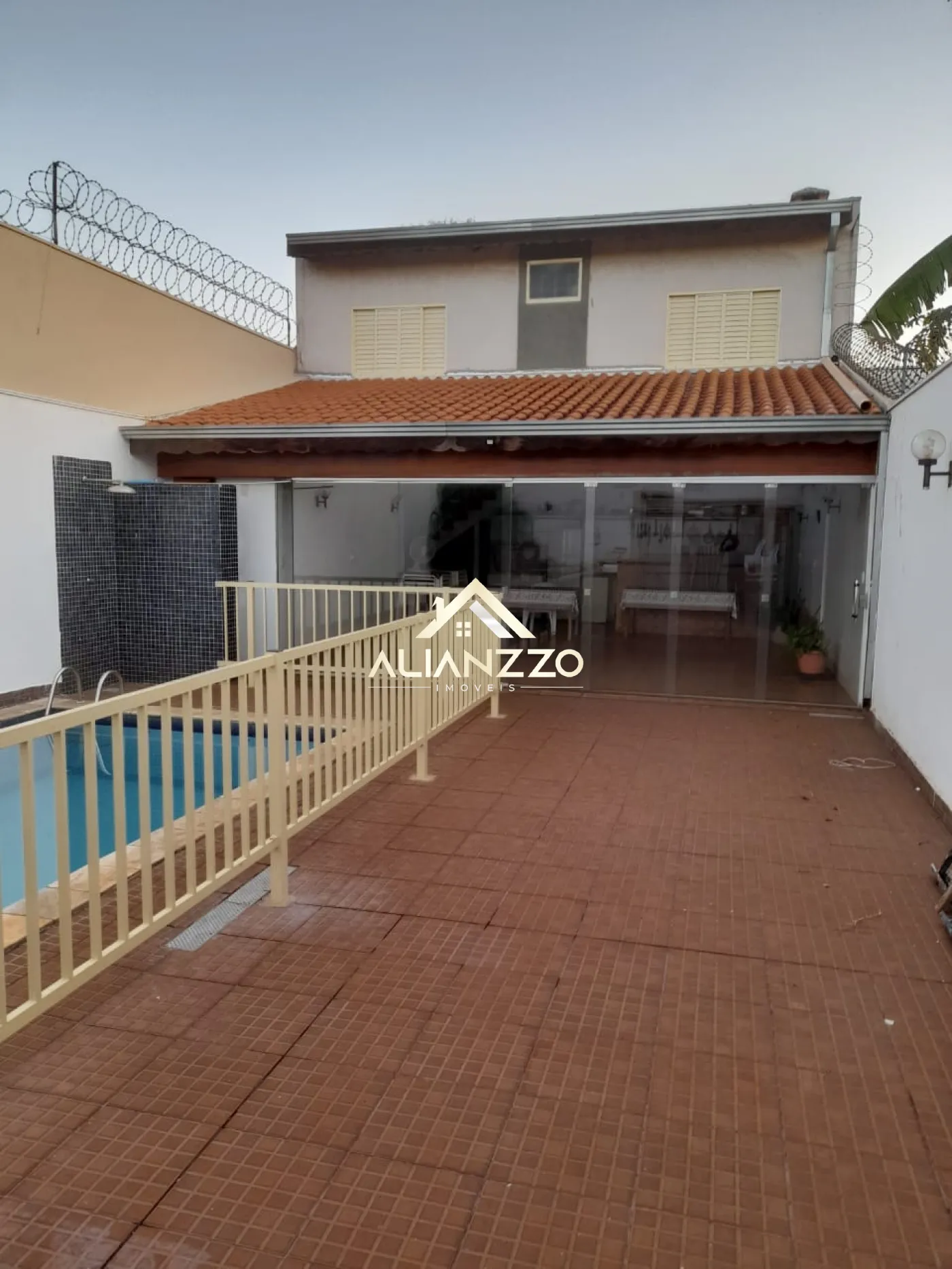 Comprar Casa / Padrão em Ribeirão Preto R$ 370.000,00 - Foto 1