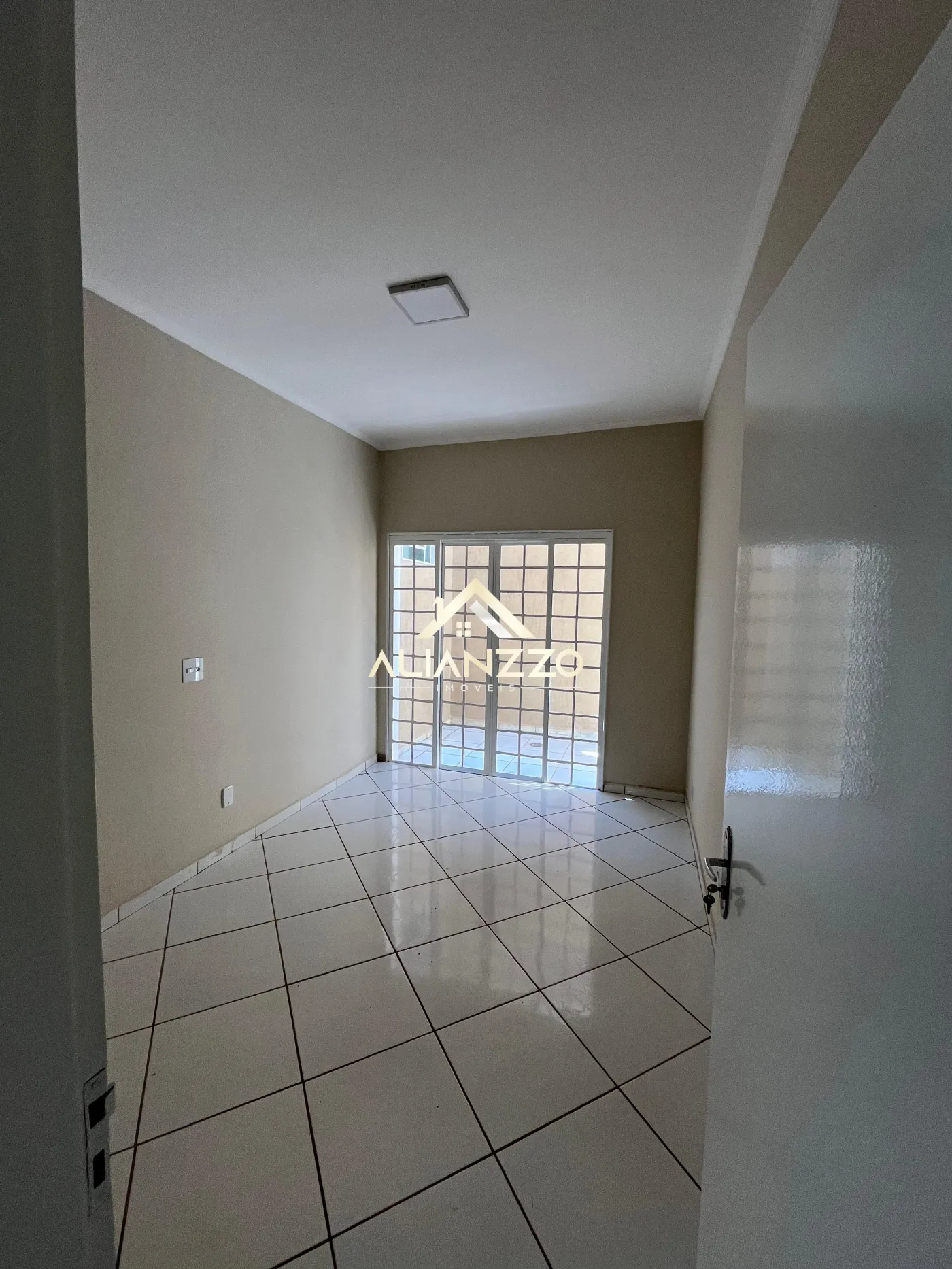 Comprar Casa / Padrão em Ribeirão Preto R$ 590.000,00 - Foto 5