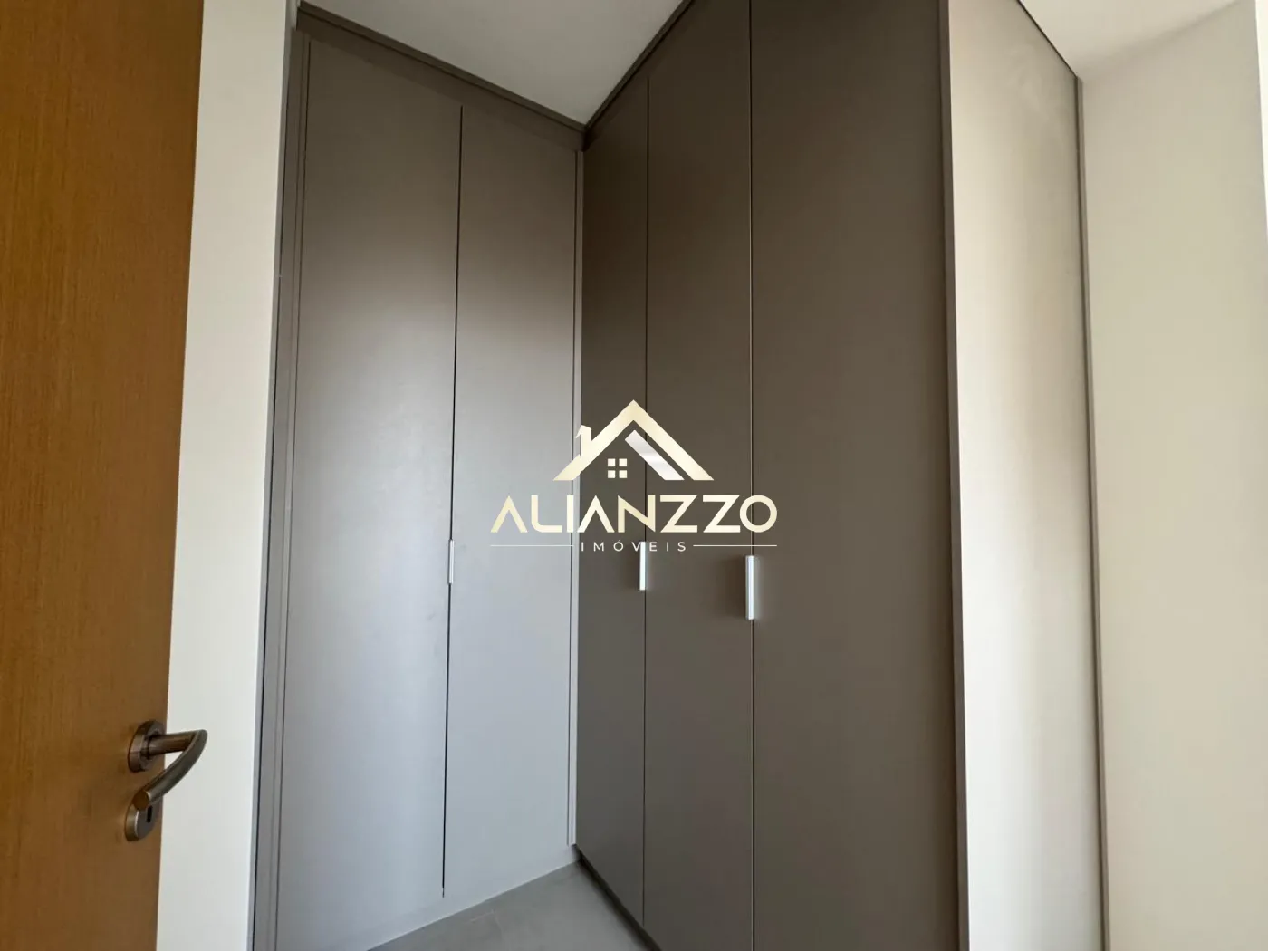 Alugar Apartamento / Padrão em Ribeirão Preto R$ 3.300,00 - Foto 12