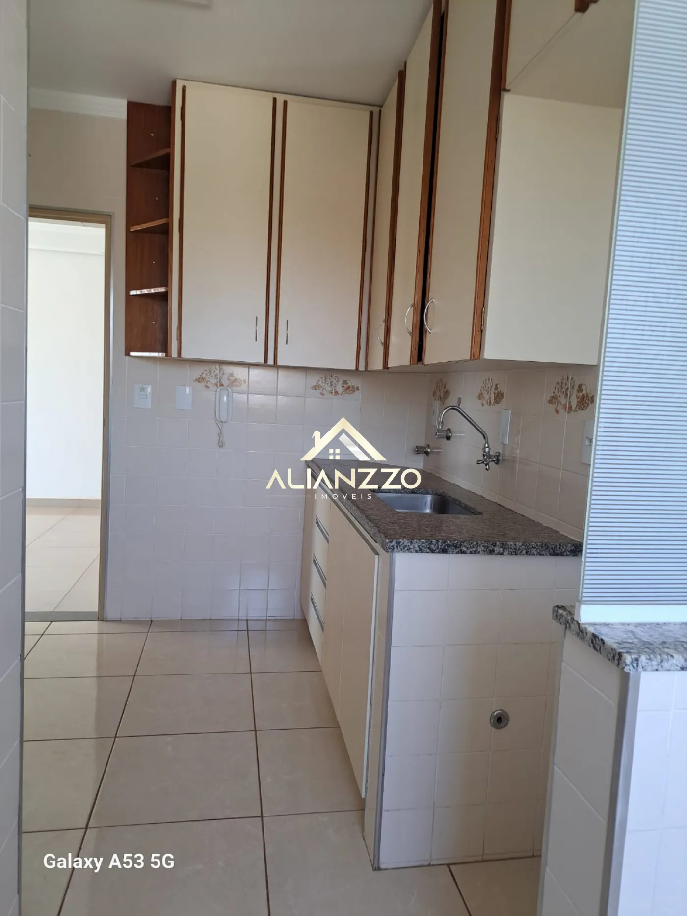 Alugar Apartamento / Padrão em Ribeirão Preto R$ 1.500,00 - Foto 5