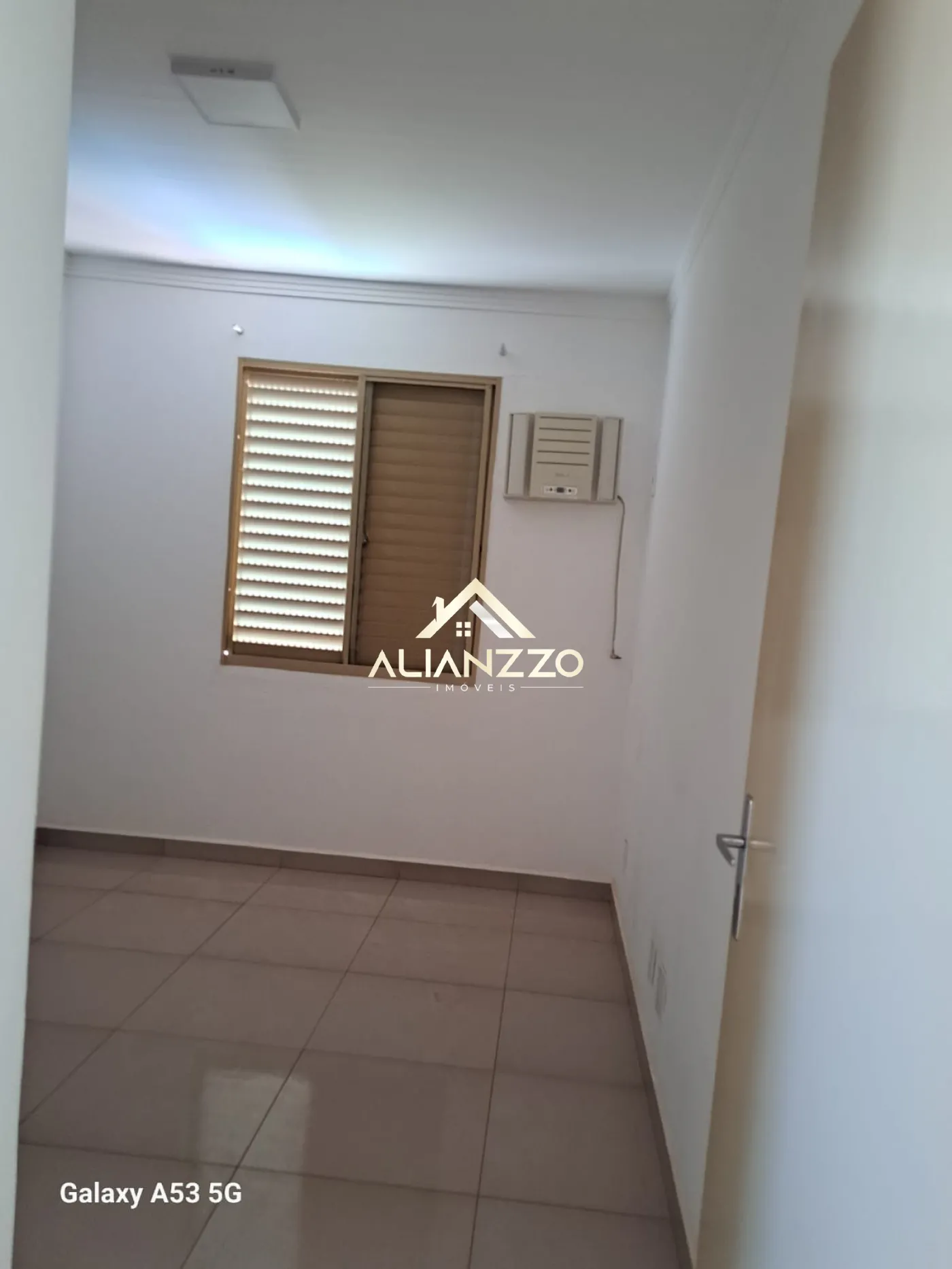 Alugar Apartamento / Padrão em Ribeirão Preto R$ 1.500,00 - Foto 11