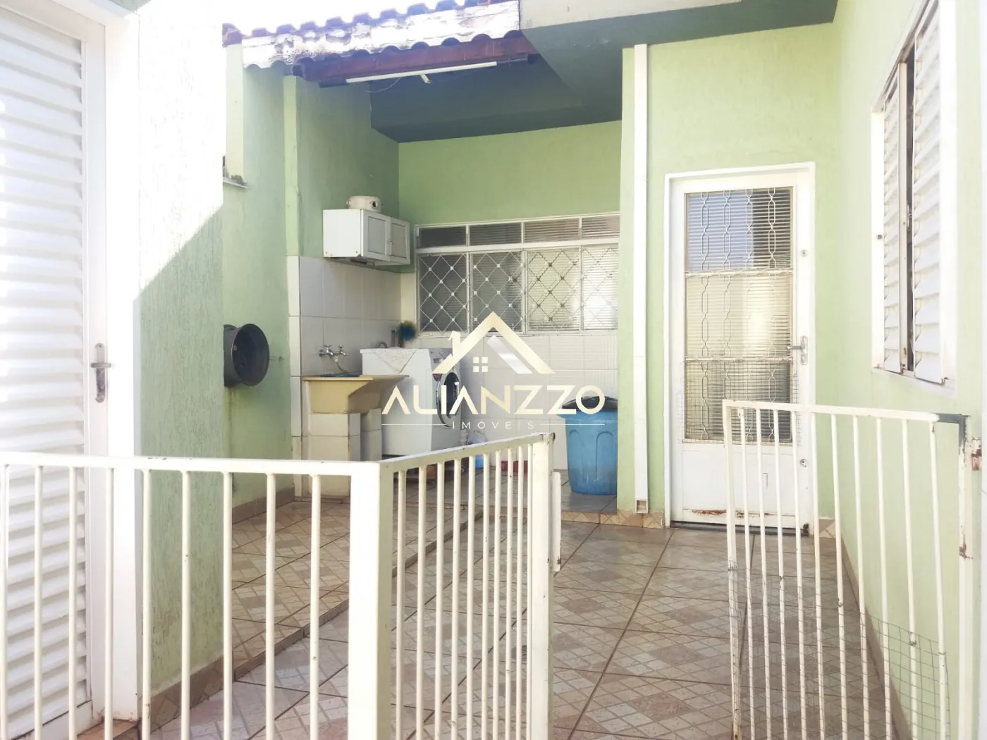 Comprar Casa / Padrão em Ribeirão Preto R$ 410.000,00 - Foto 1