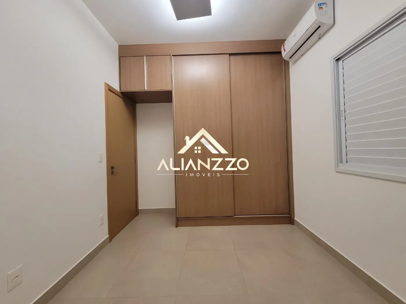 Alugar Casa Condomínio / Padrão em Cravinhos R$ 6.500,00 - Foto 13