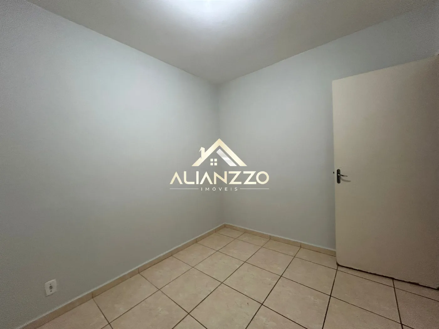 Alugar Apartamento / Padrão em Ribeirão Preto R$ 850,00 - Foto 6