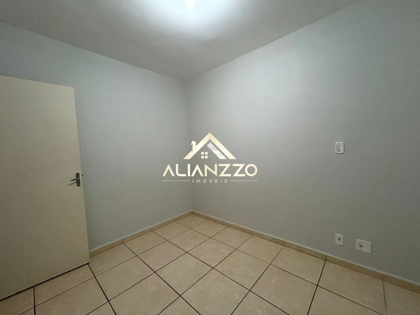 Alugar Apartamento / Padrão em Ribeirão Preto R$ 850,00 - Foto 14