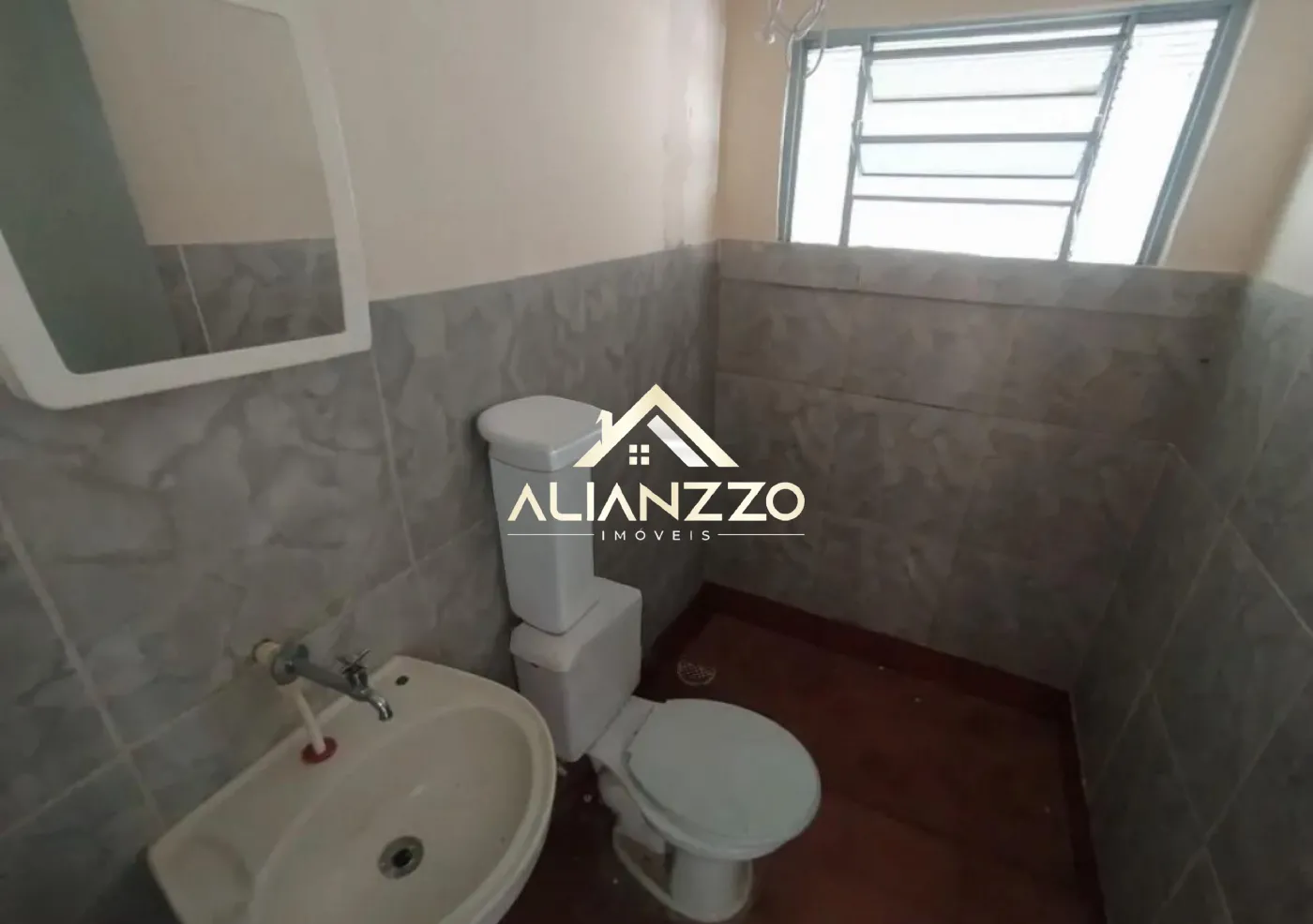 Comprar Casa / Padrão em Ribeirão Preto R$ 186.000,00 - Foto 1