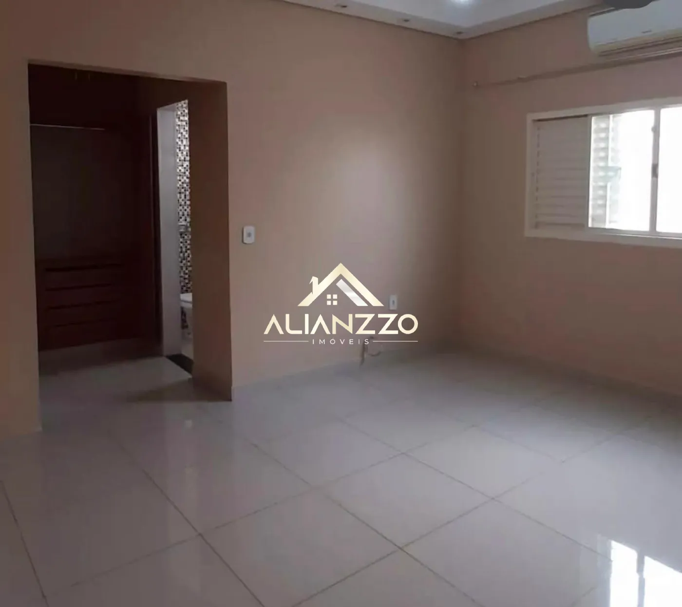 Comprar Casa / Padrão em Ribeirão Preto R$ 700.000,00 - Foto 4