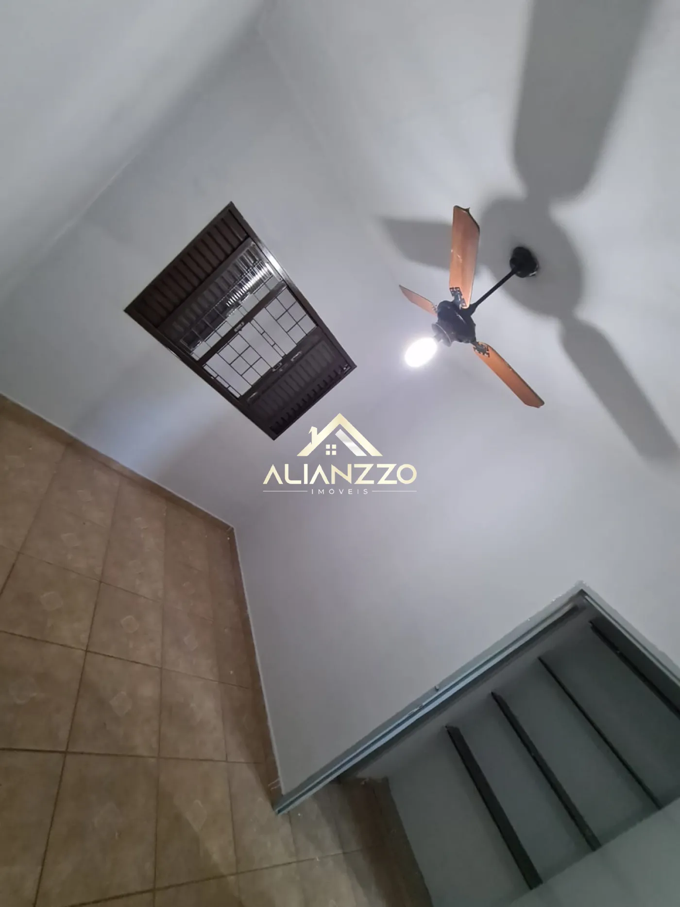 Comprar Casa / Padrão em Ribeirão Preto R$ 350.000,00 - Foto 2