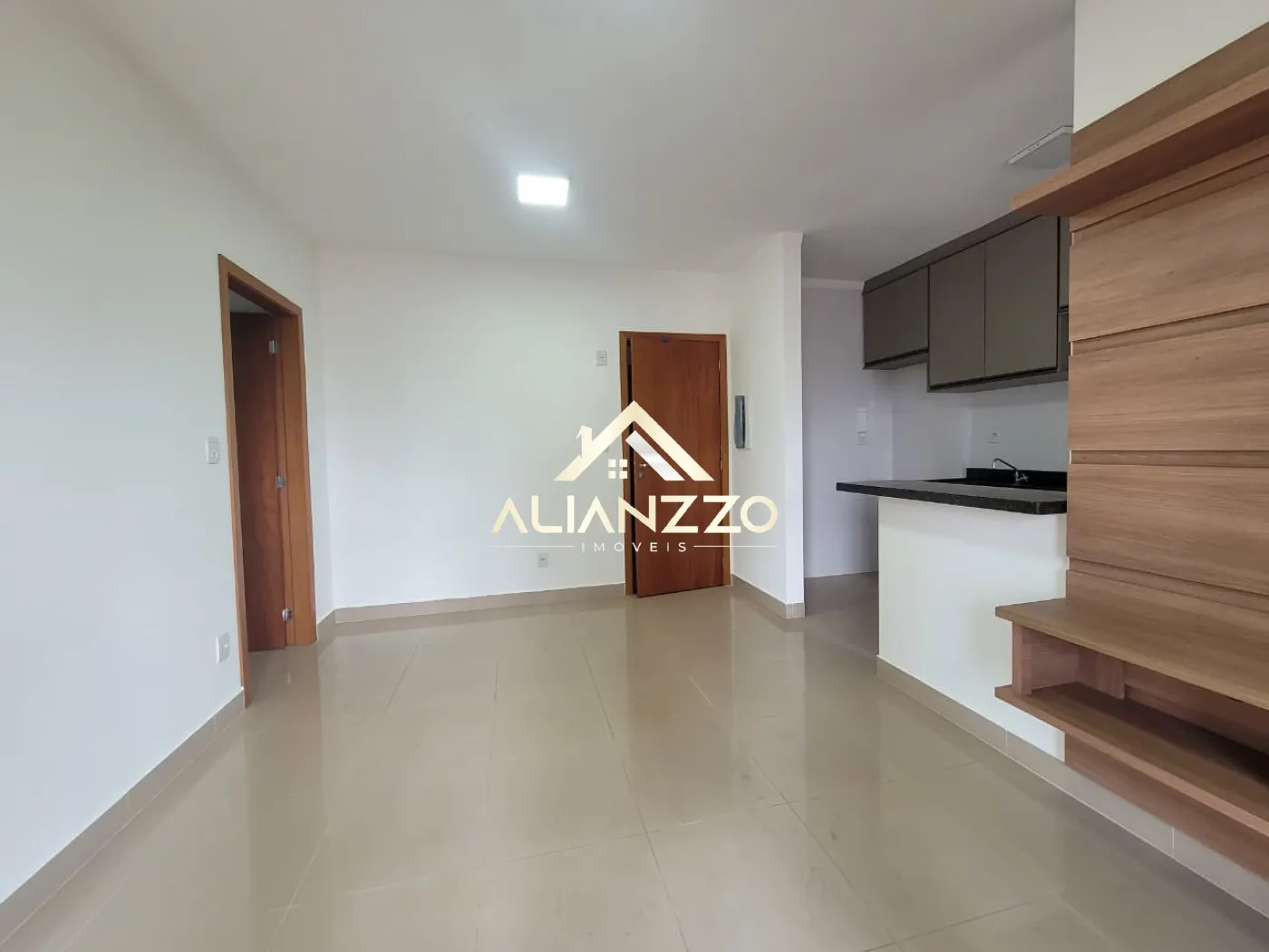 Alugar Apartamento / Padrão em Ribeirão Preto R$ 2.300,00 - Foto 4