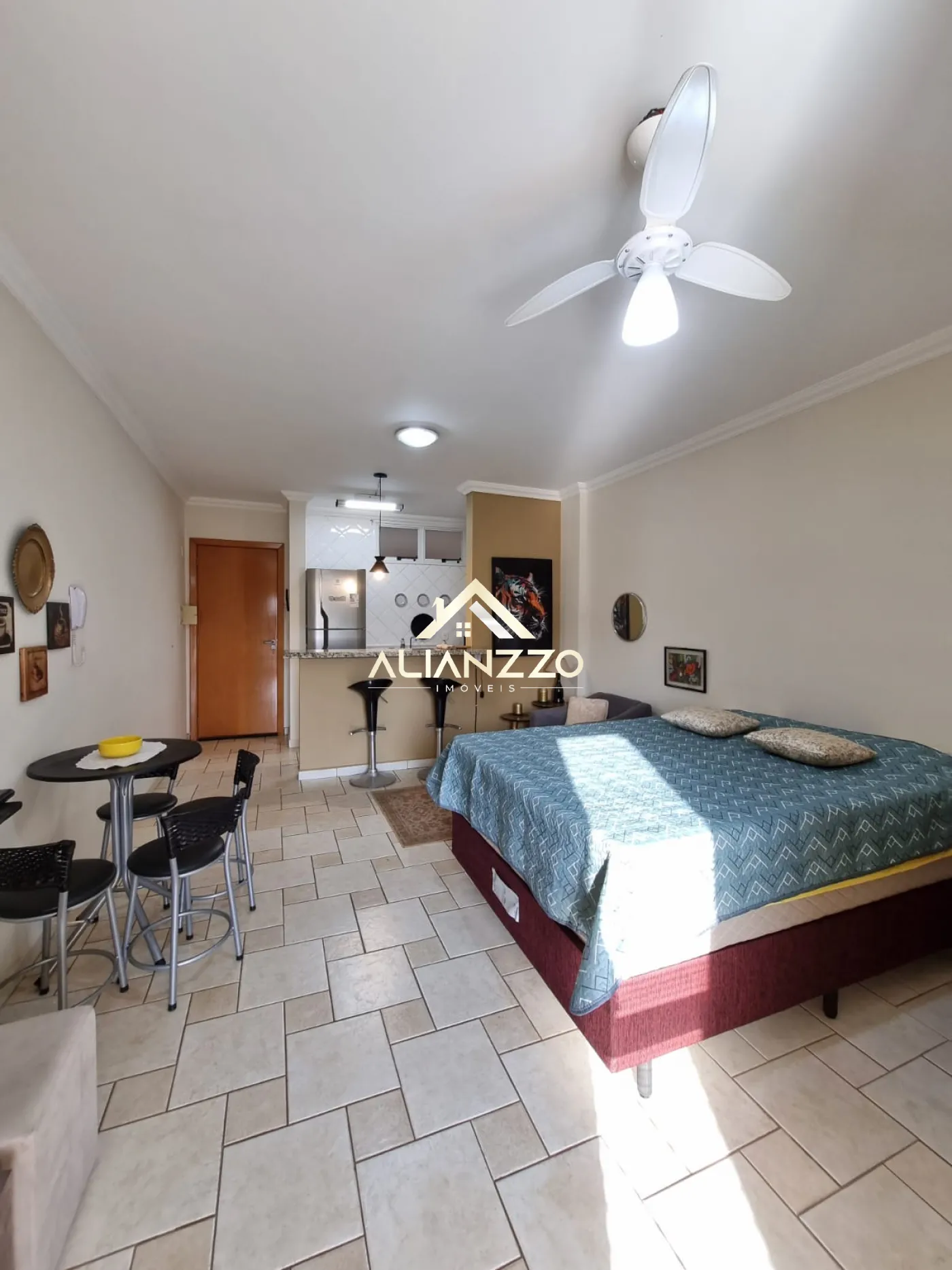 Alugar Apartamento / Padrão em Ribeirão Preto R$ 1.900,00 - Foto 1