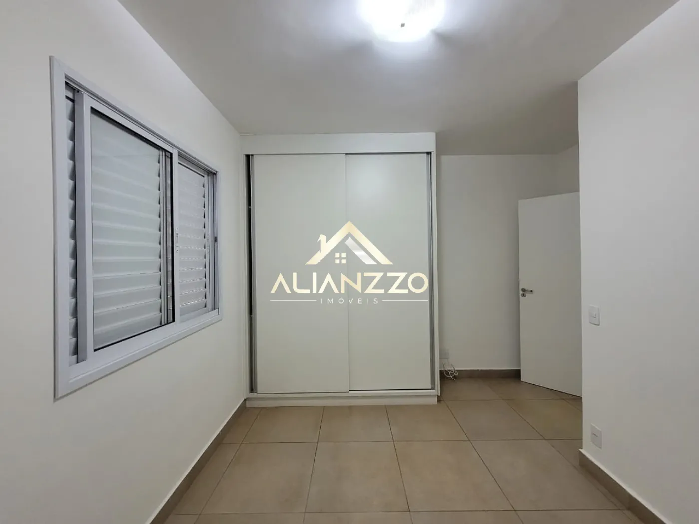 Alugar Apartamento / Padrão em Ribeirão Preto R$ 3.500,00 - Foto 4