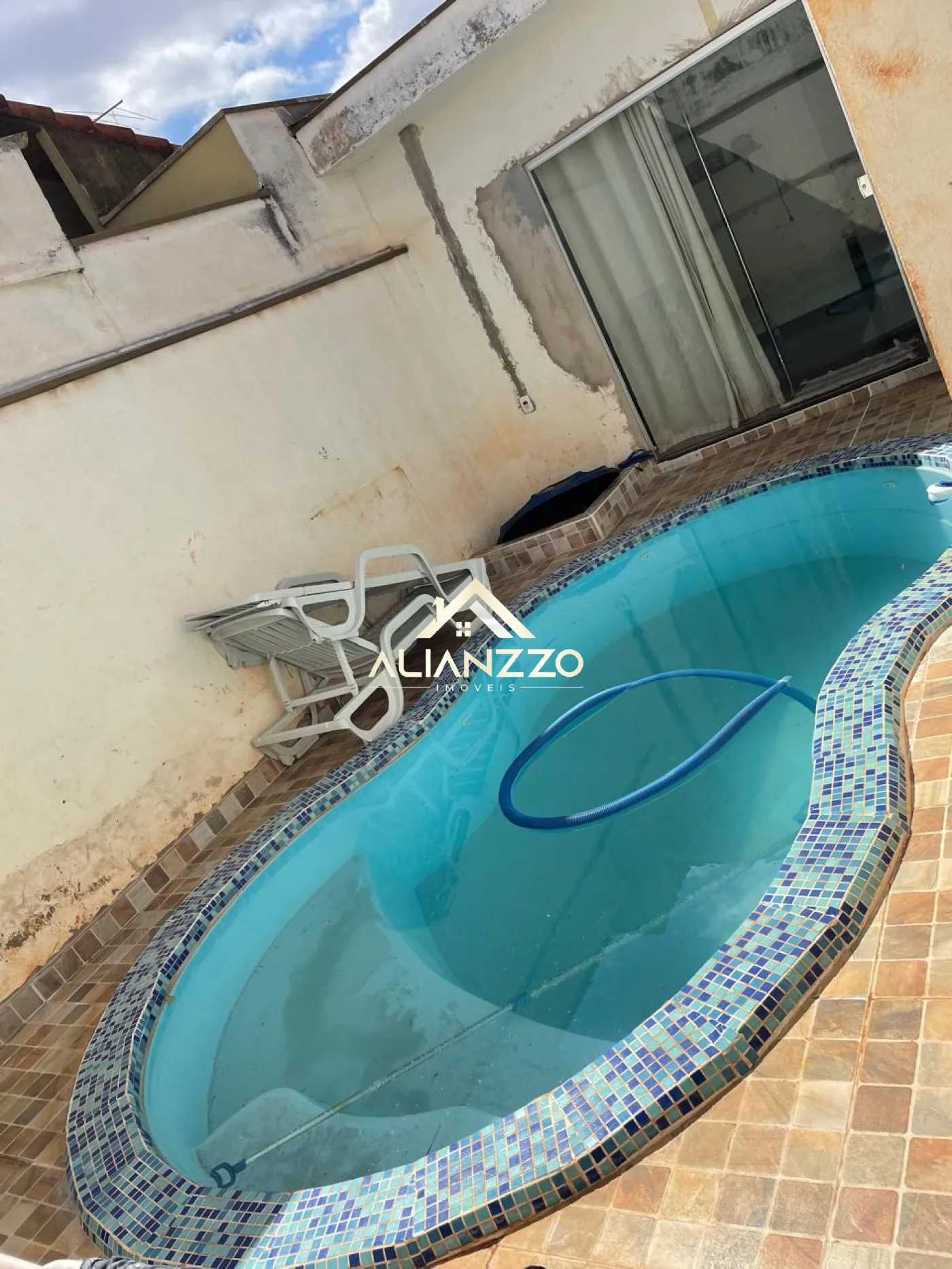 Alugar Casa / Padrão em Ribeirão Preto R$ 2.700,00 - Foto 1