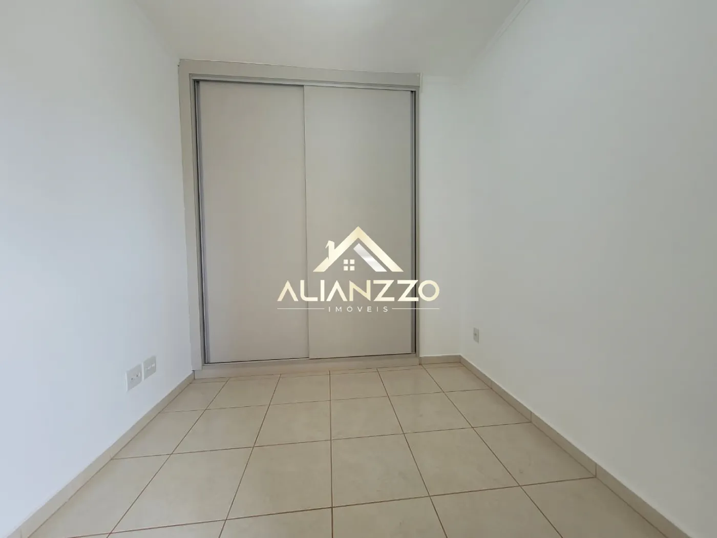 Alugar Apartamento / Padrão em Ribeirão Preto R$ 1.700,00 - Foto 9