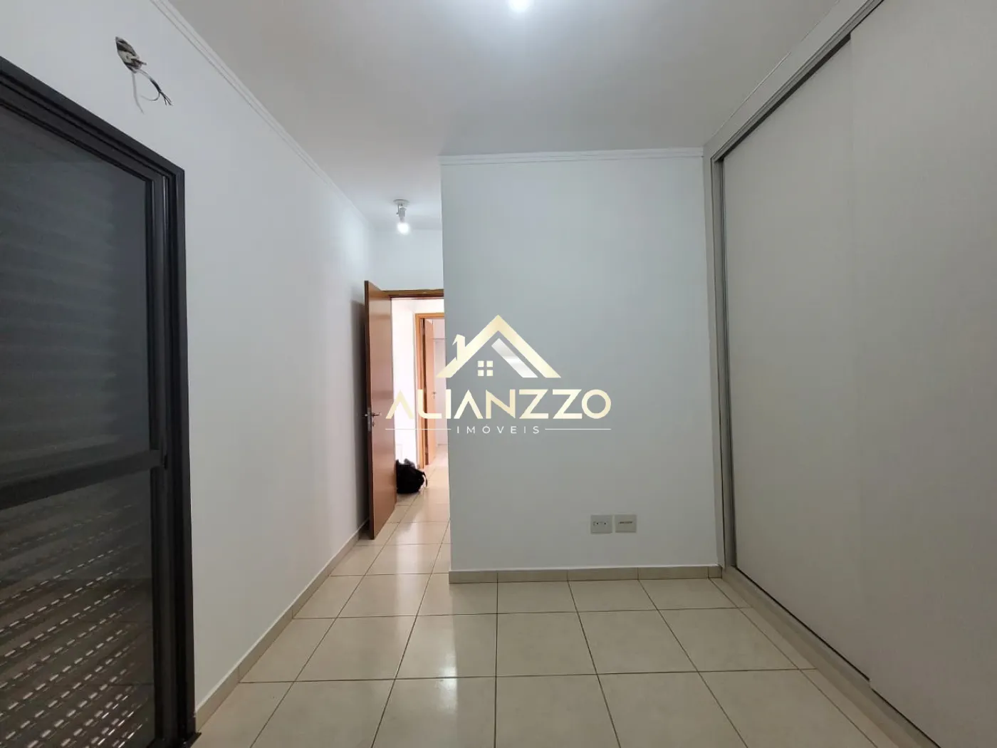 Alugar Apartamento / Padrão em Ribeirão Preto R$ 1.700,00 - Foto 7