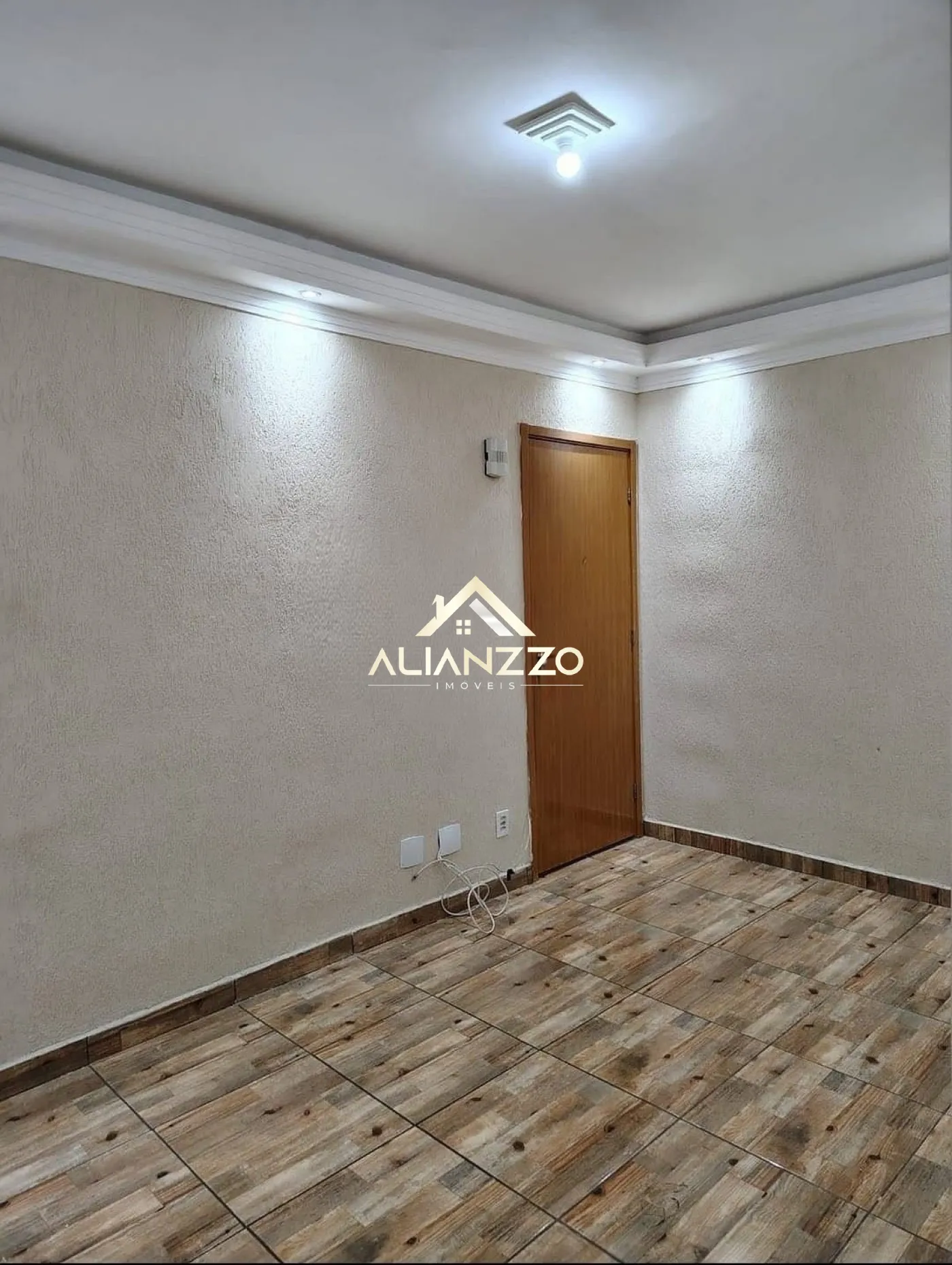 Alugar Apartamento / Padrão em Ribeirão Preto R$ 1.600,00 - Foto 1