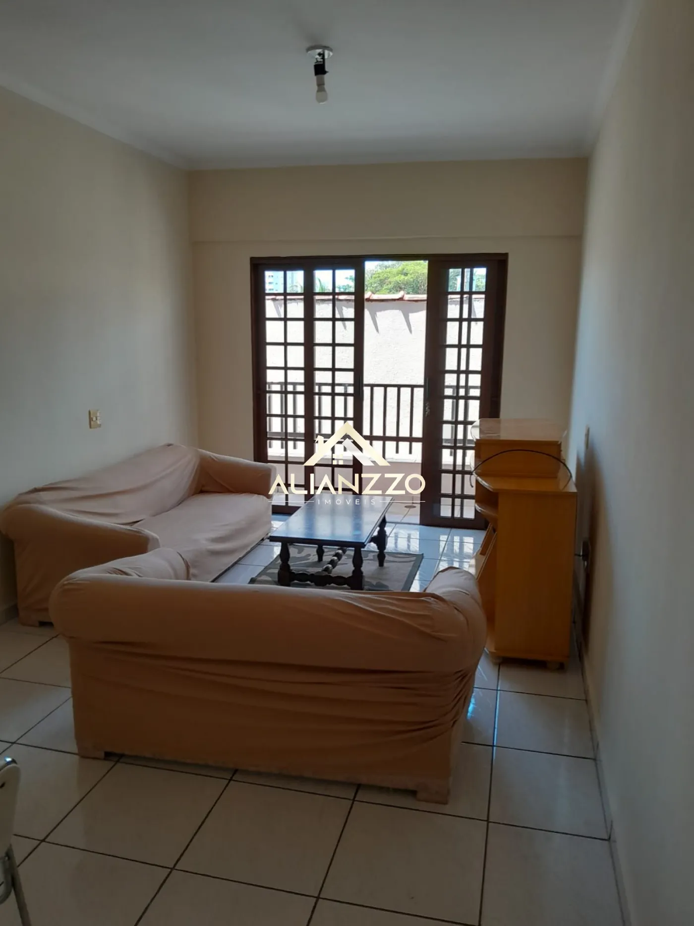 Alugar Apartamento / Padrão em Ribeirão Preto R$ 2.400,00 - Foto 1