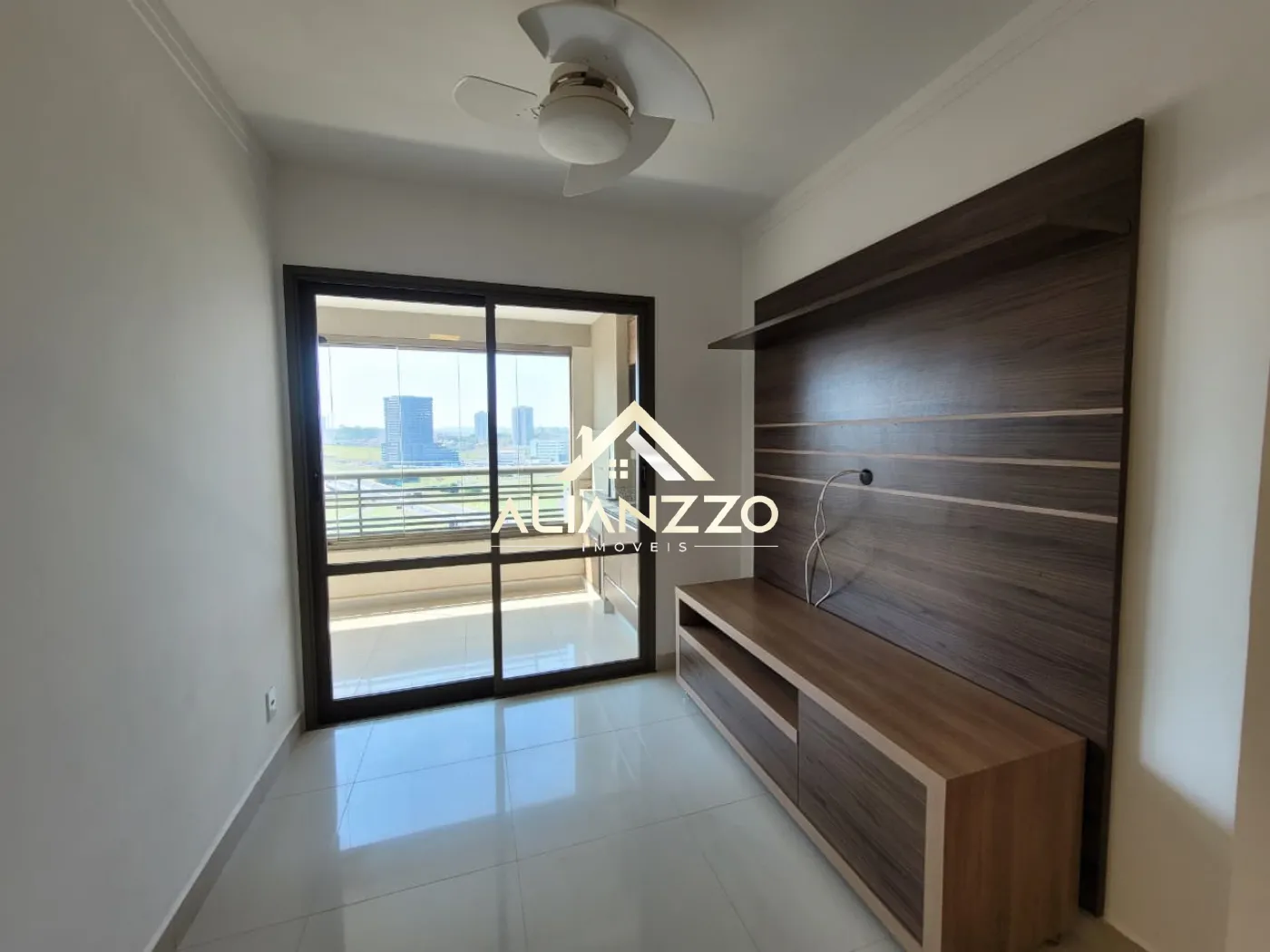 Alugar Apartamento / Padrão em Ribeirão Preto R$ 3.300,00 - Foto 4