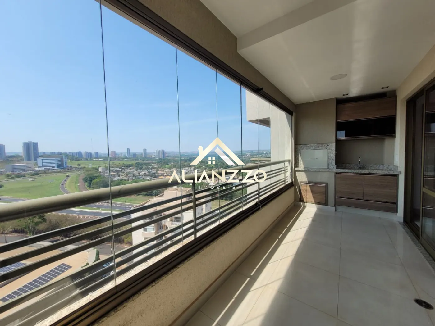 Alugar Apartamento / Padrão em Ribeirão Preto R$ 3.300,00 - Foto 2