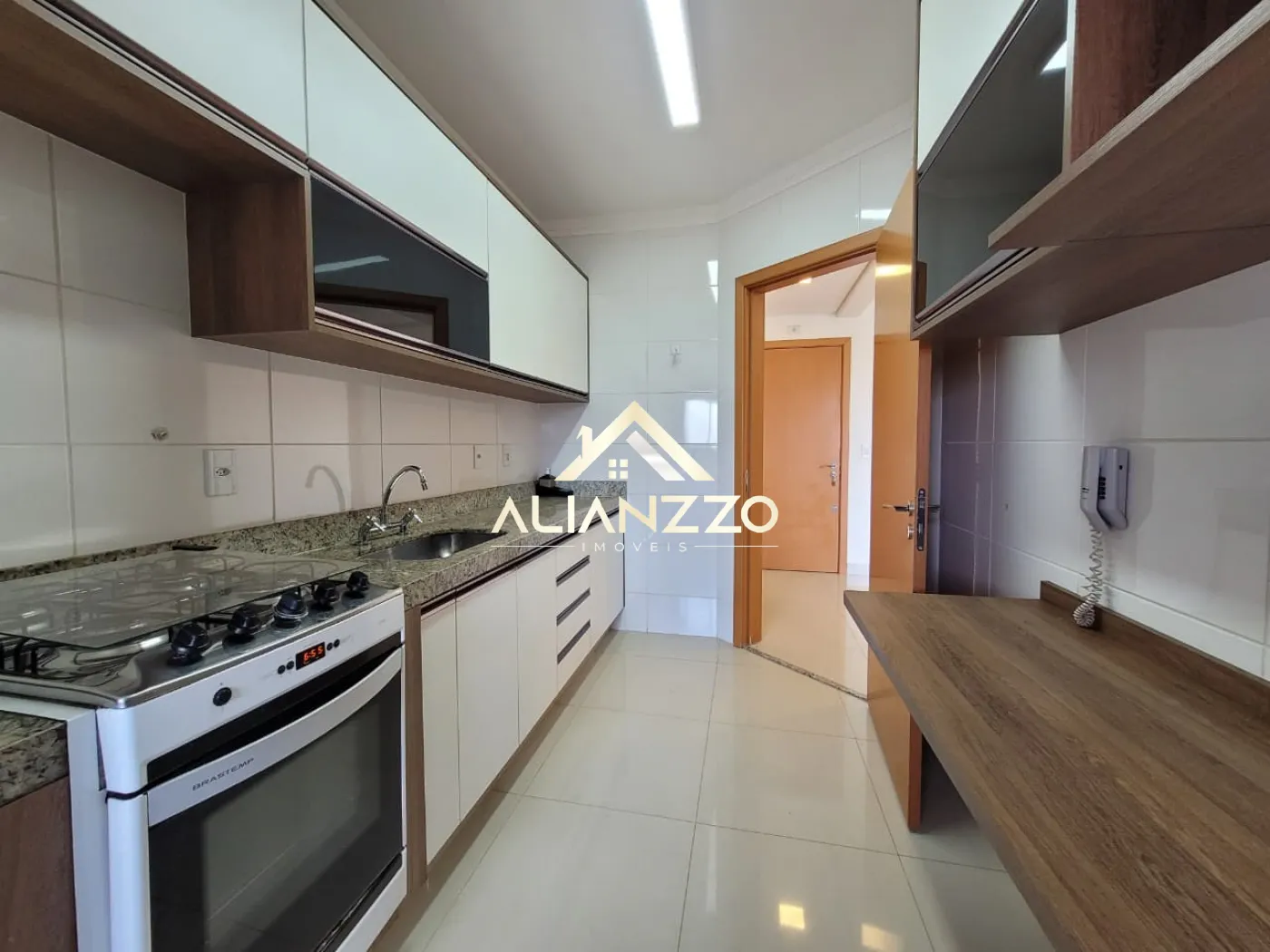 Alugar Apartamento / Padrão em Ribeirão Preto R$ 3.300,00 - Foto 6