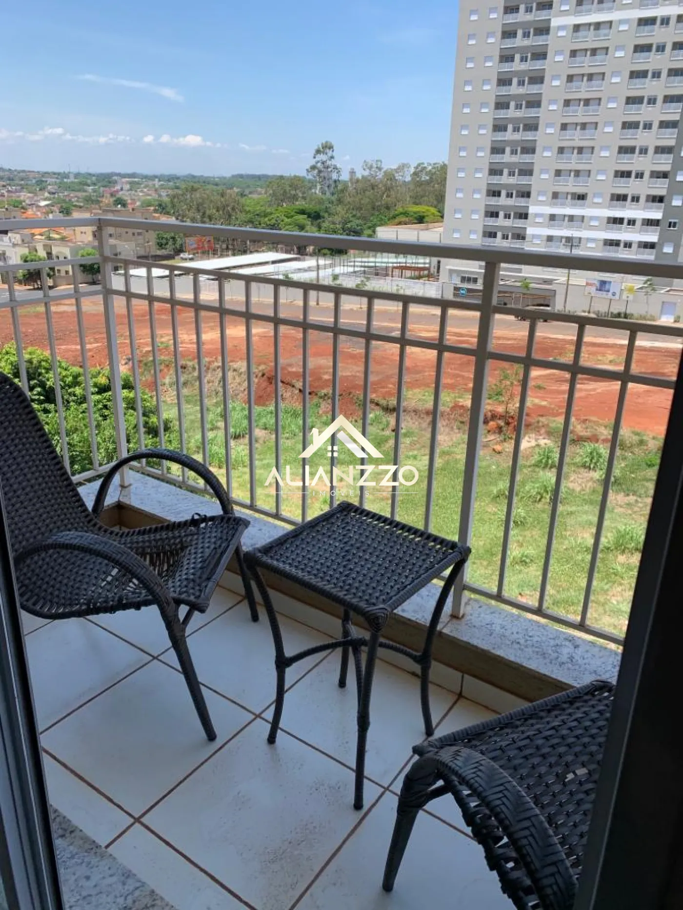 Comprar Apartamento / Padrão em Ribeirão Preto R$ 400.000,00 - Foto 1