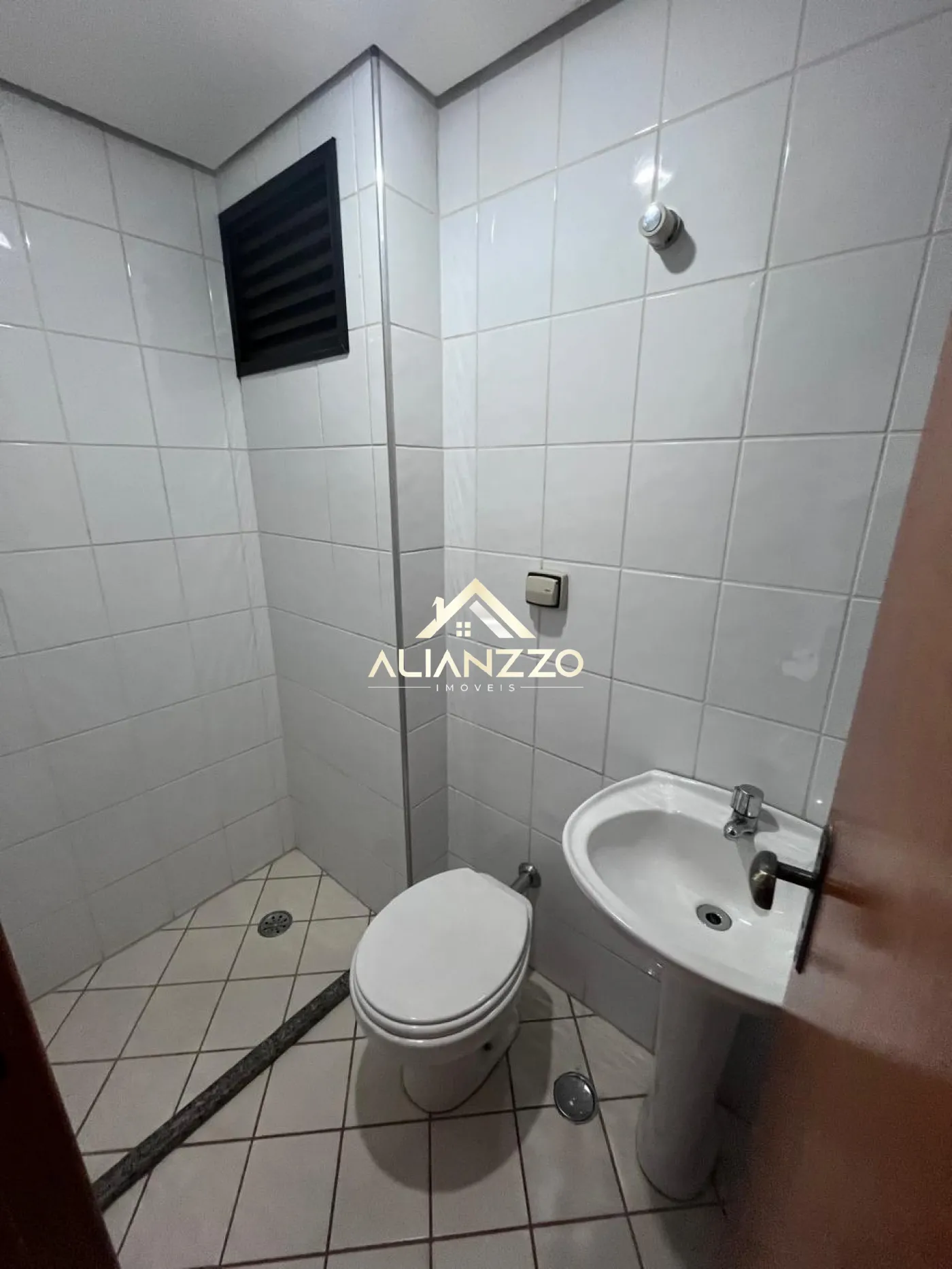 Alugar Apartamento / Padrão em Ribeirão Preto R$ 3.200,00 - Foto 5